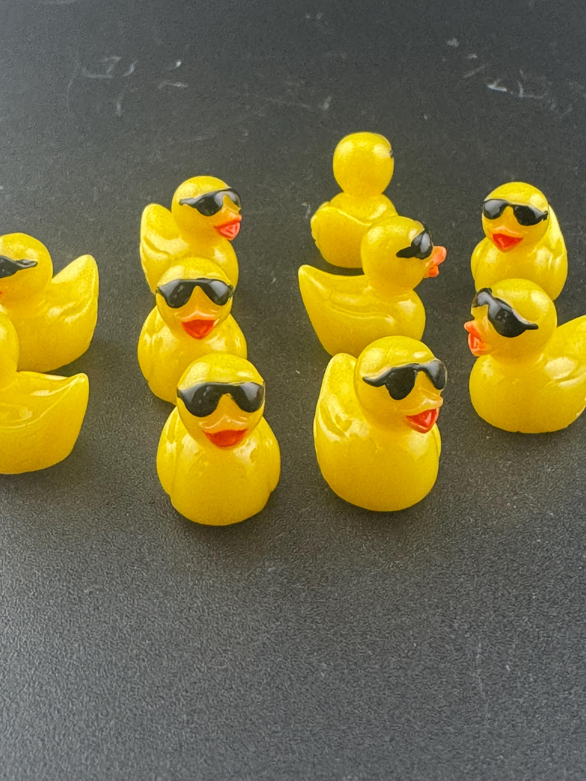 5 x miniature ducks cake toppers fairy garden farmyard dollshouse decorations
