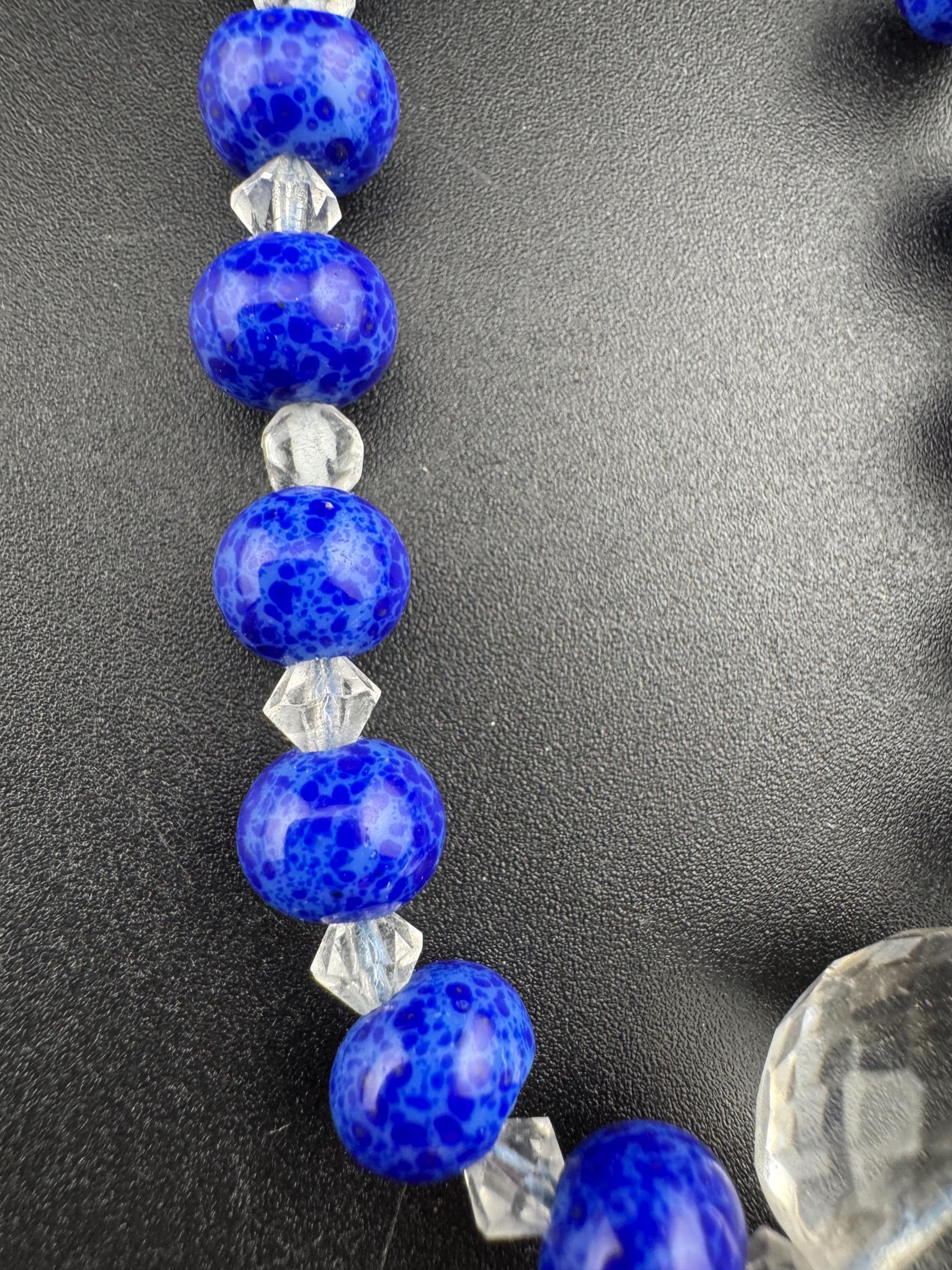 Vintage Art Deco Faux Lapis Lazuli Beaded Necklace (52cm)