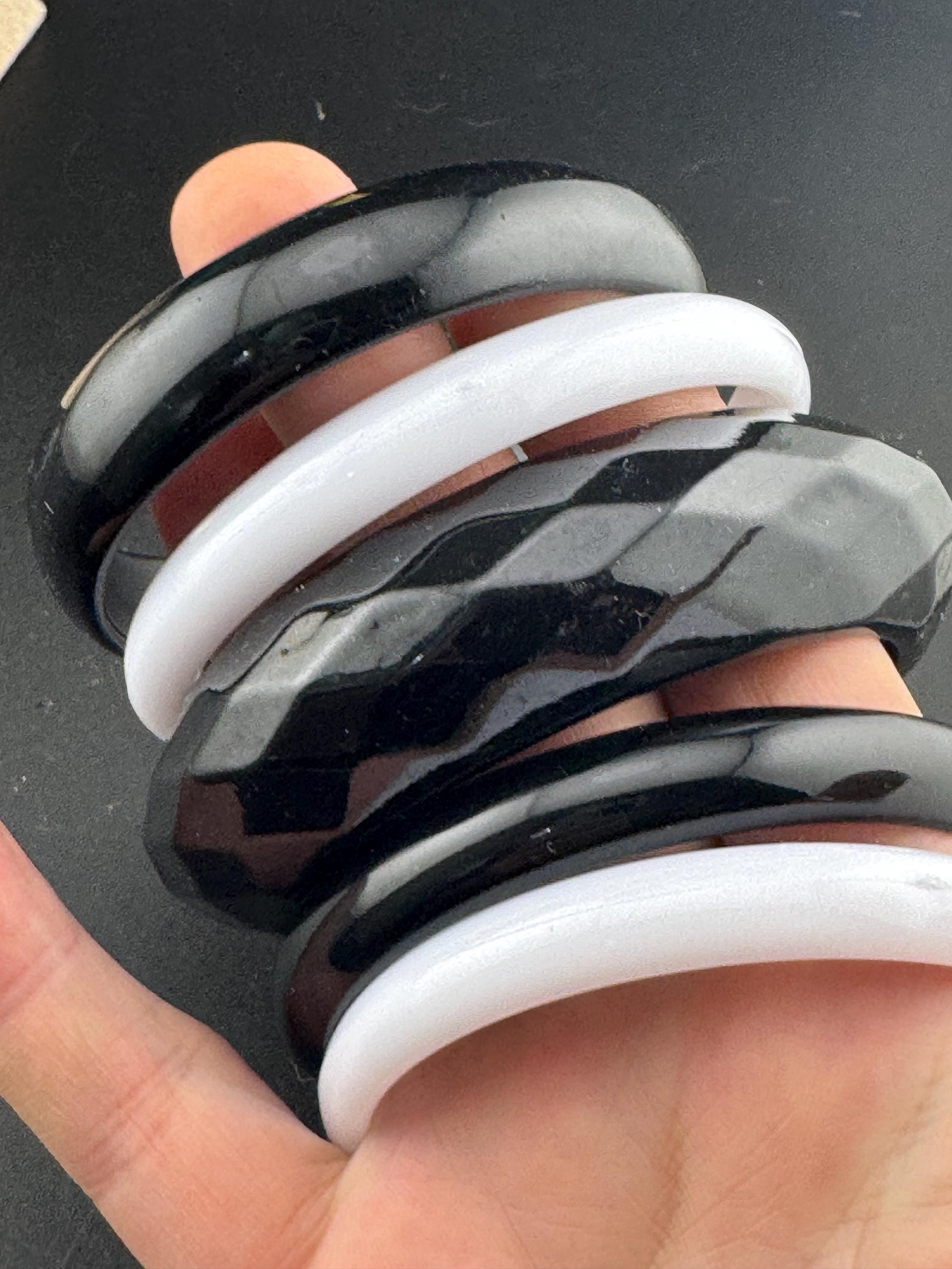 Vintage stack of black and white Chunky stylish plastic bangles retro acrylic bracelets