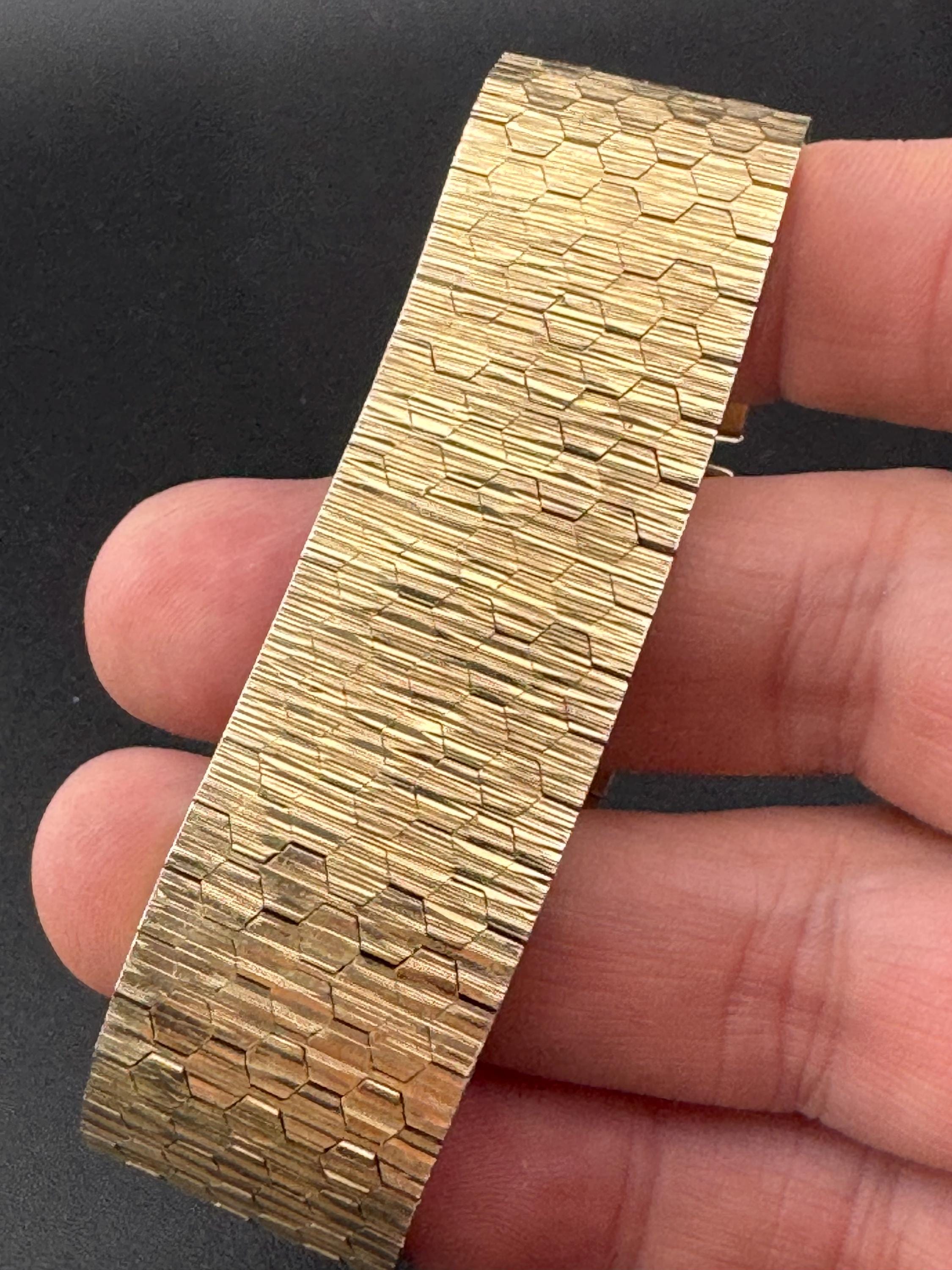 1970s articulated flat stamped Italy plaque gold plated cuff wrap bracelet 18cm long x 2cm Italian very good condition