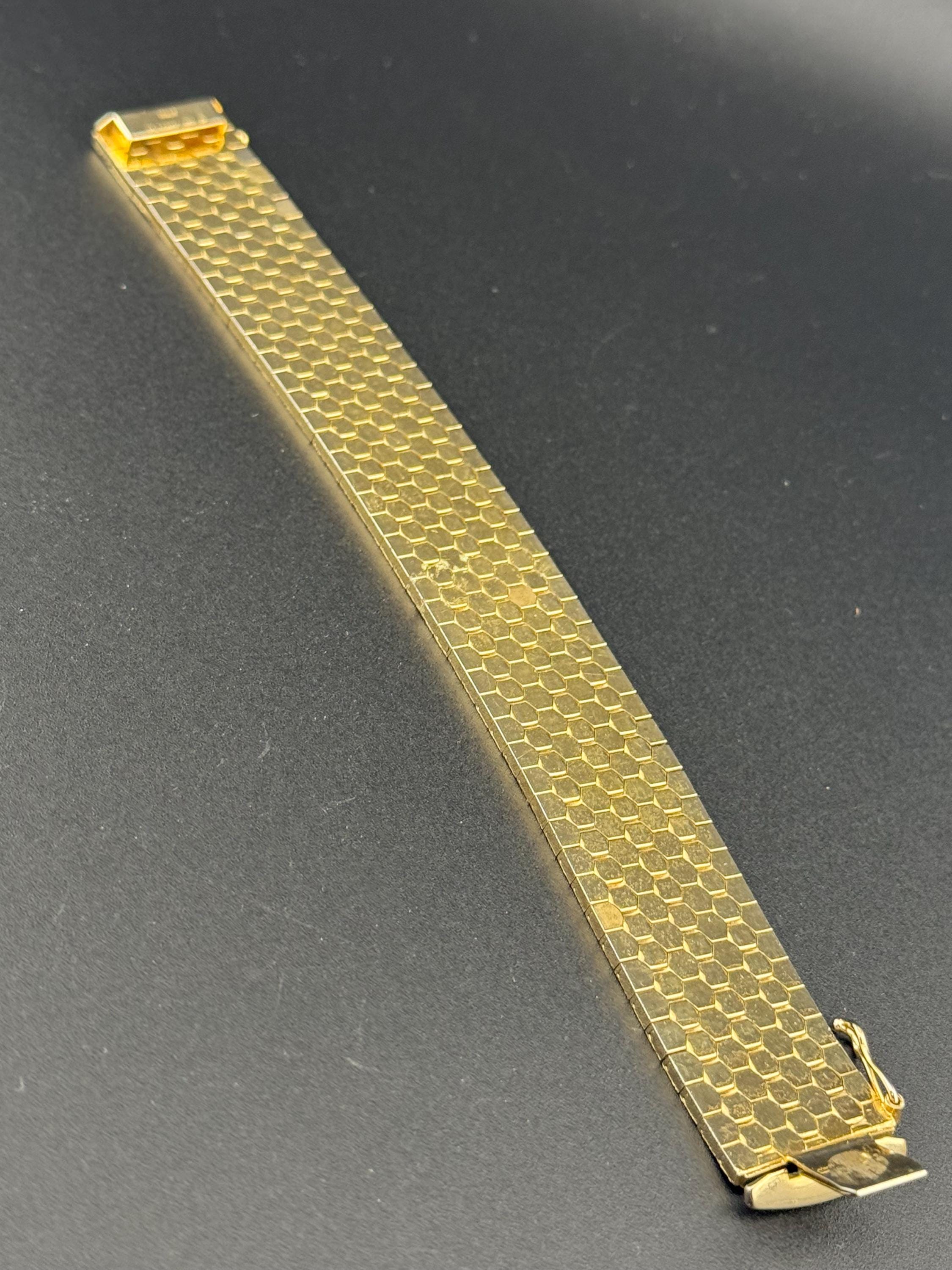 1970s articulated flat stamped Italy plaque gold plated cuff wrap bracelet 18cm long x 2cm Italian very good condition