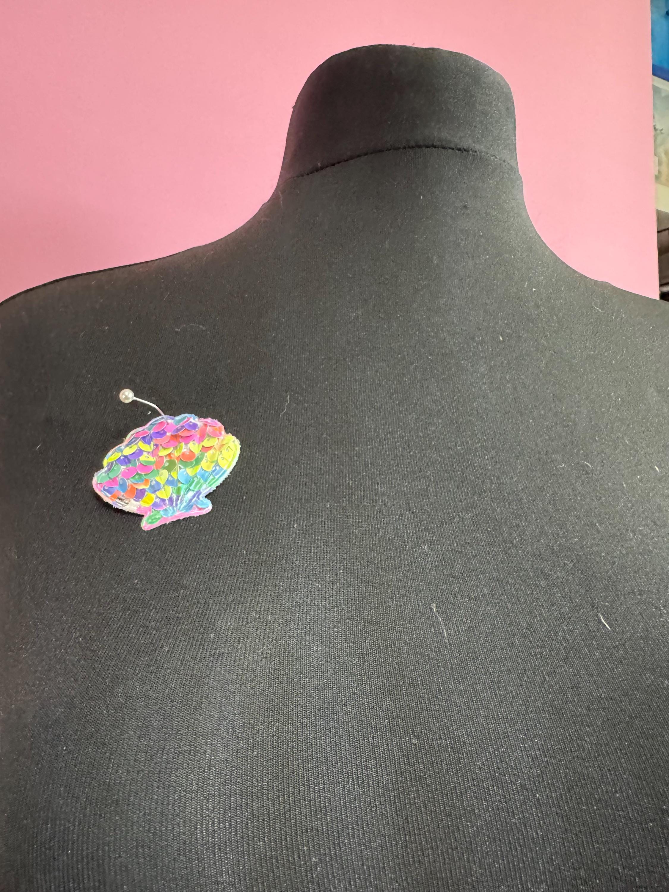 Rainbow Sequin Scallop Patch: Nautical Sew-On Appliqué (4.5cm x 5cm)