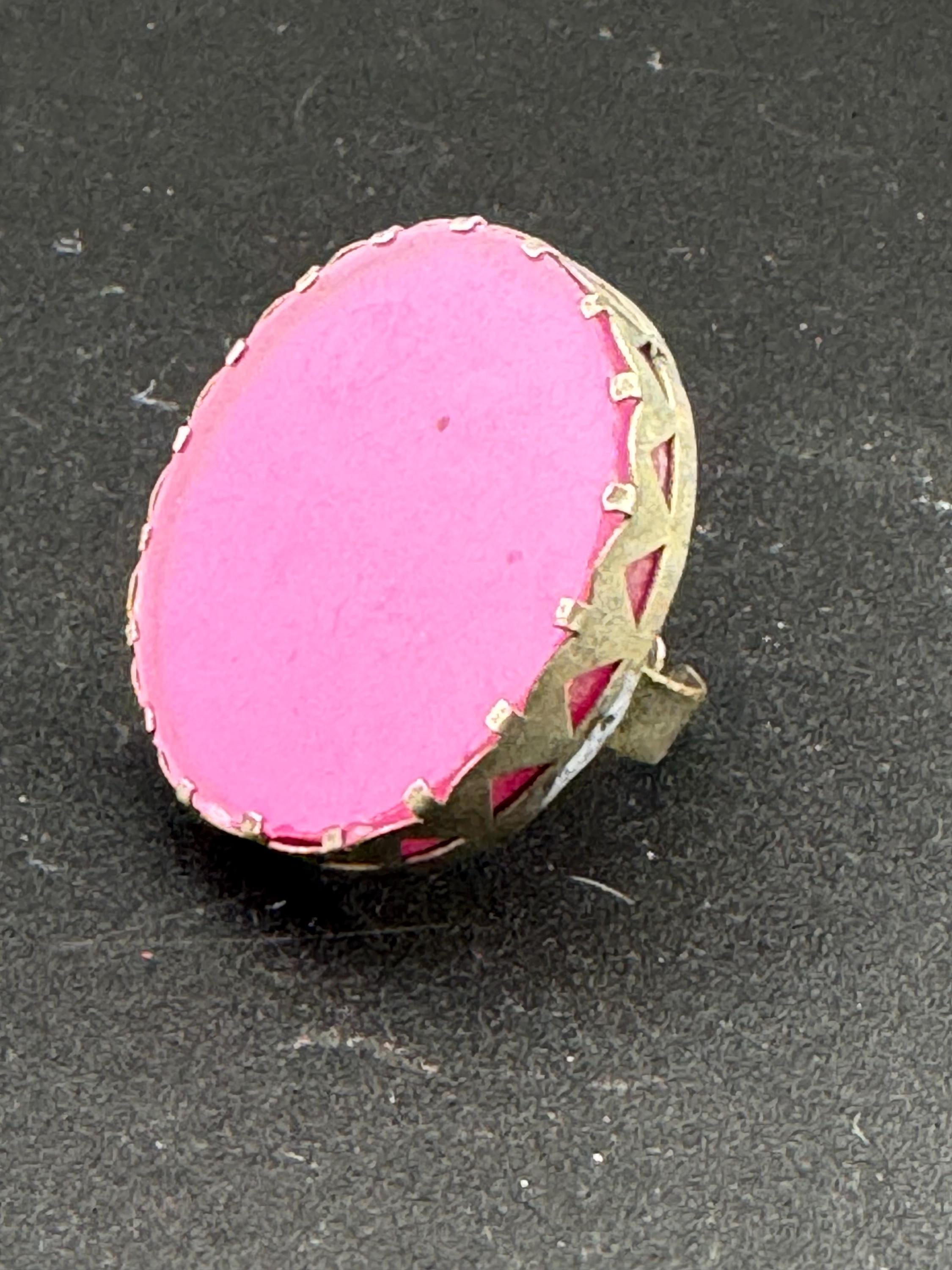 Big purple early plastic 4cm disc artisan statement dress ring , silver tone metal, adjustable size