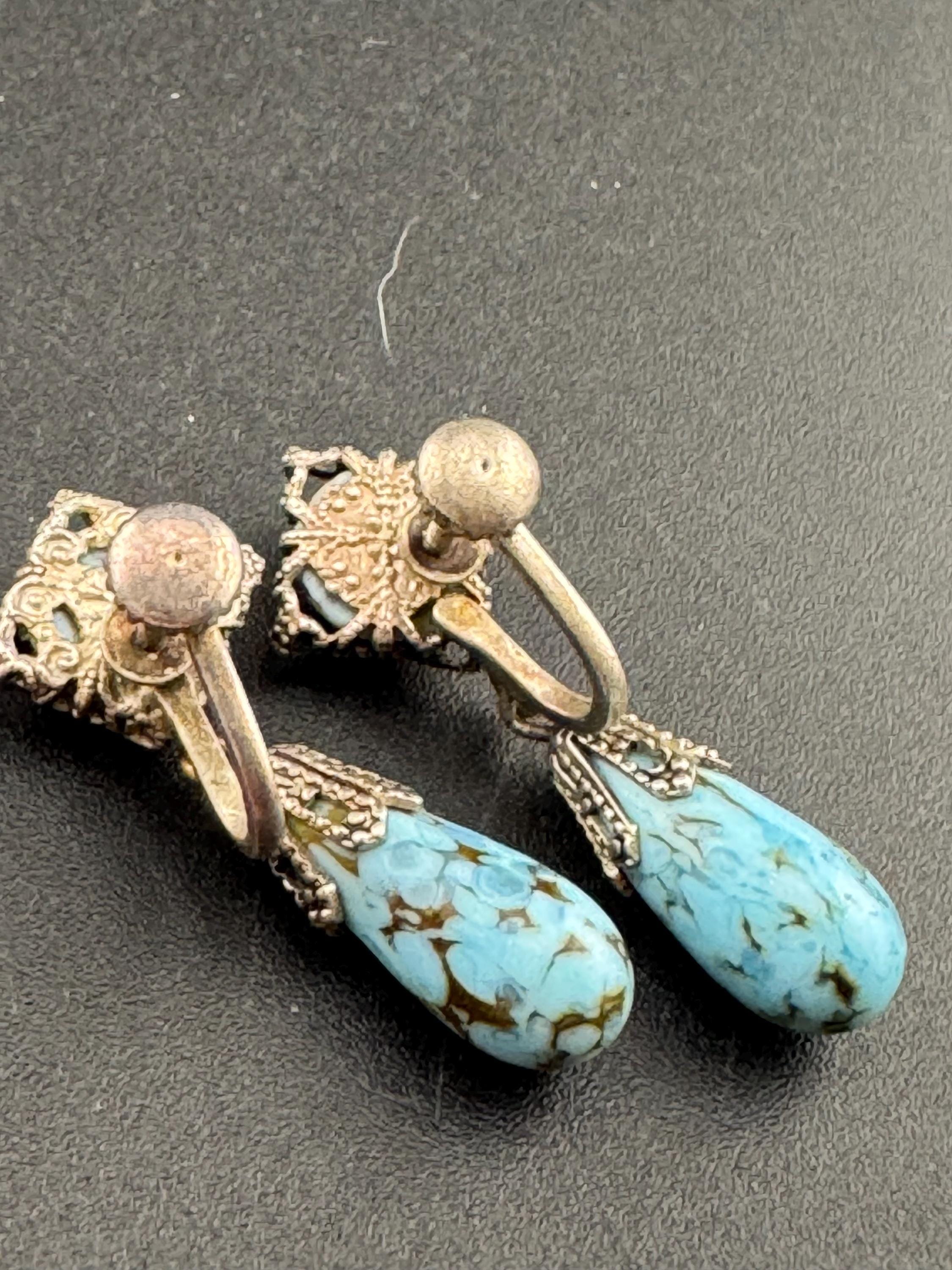 Vintage Czech turquoise beaded silver Tone Filigree metal with agate gemstones, screw back clip on earrings