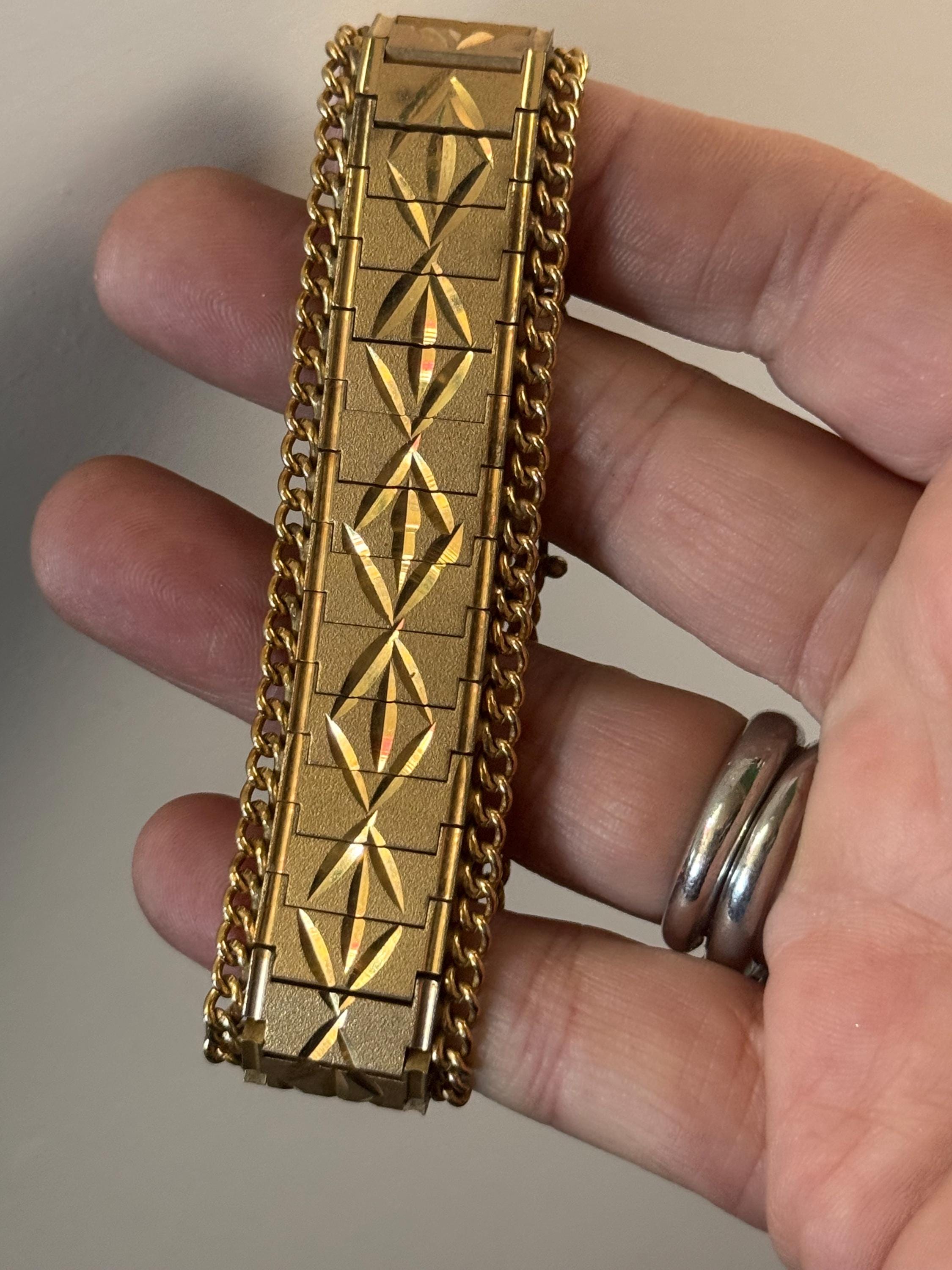 1970s articulated flat textured gold plated wide chain etched bracelet stamped MTL 7