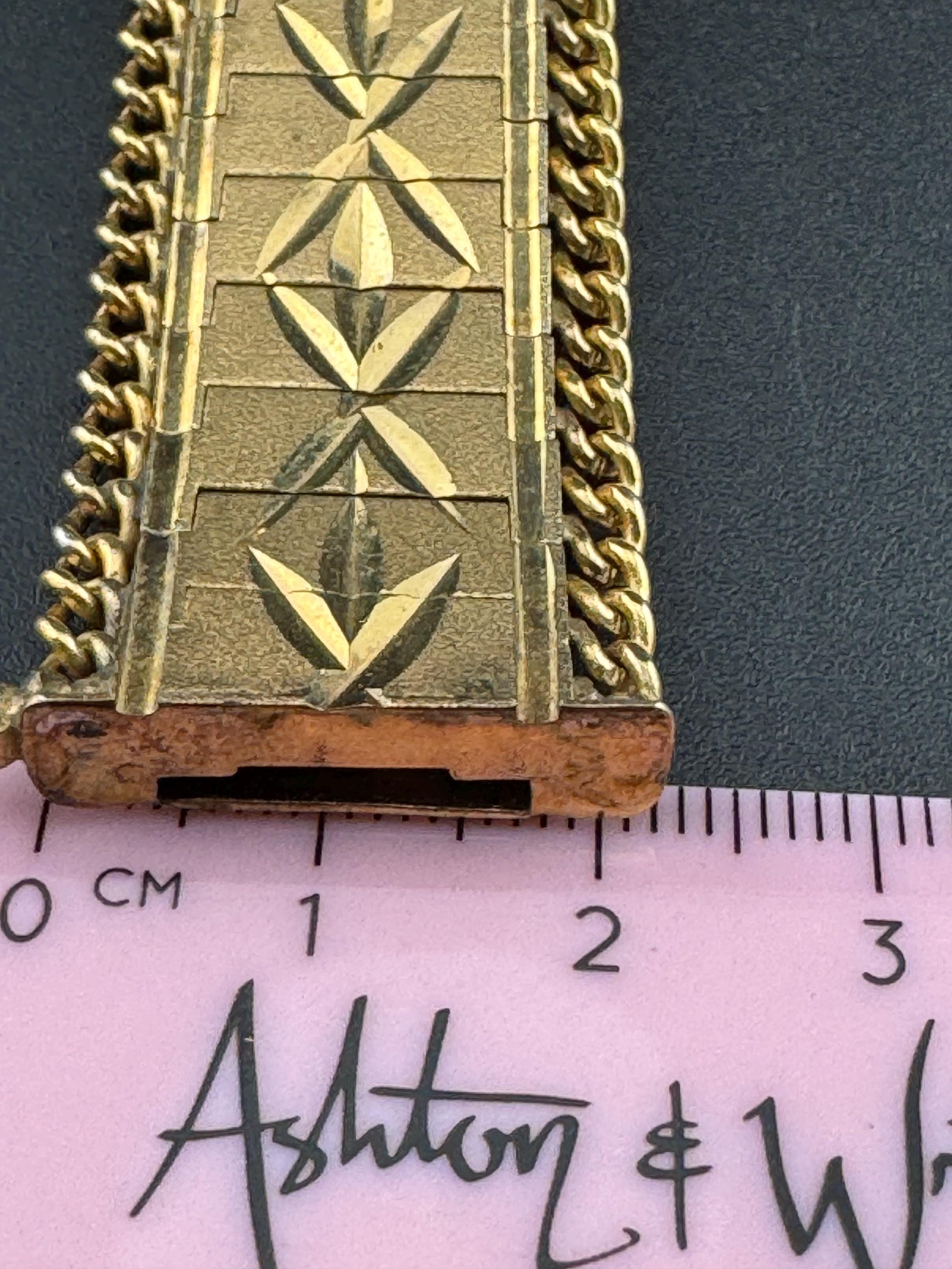 1970s articulated flat textured gold plated wide chain etched bracelet stamped MTL 7