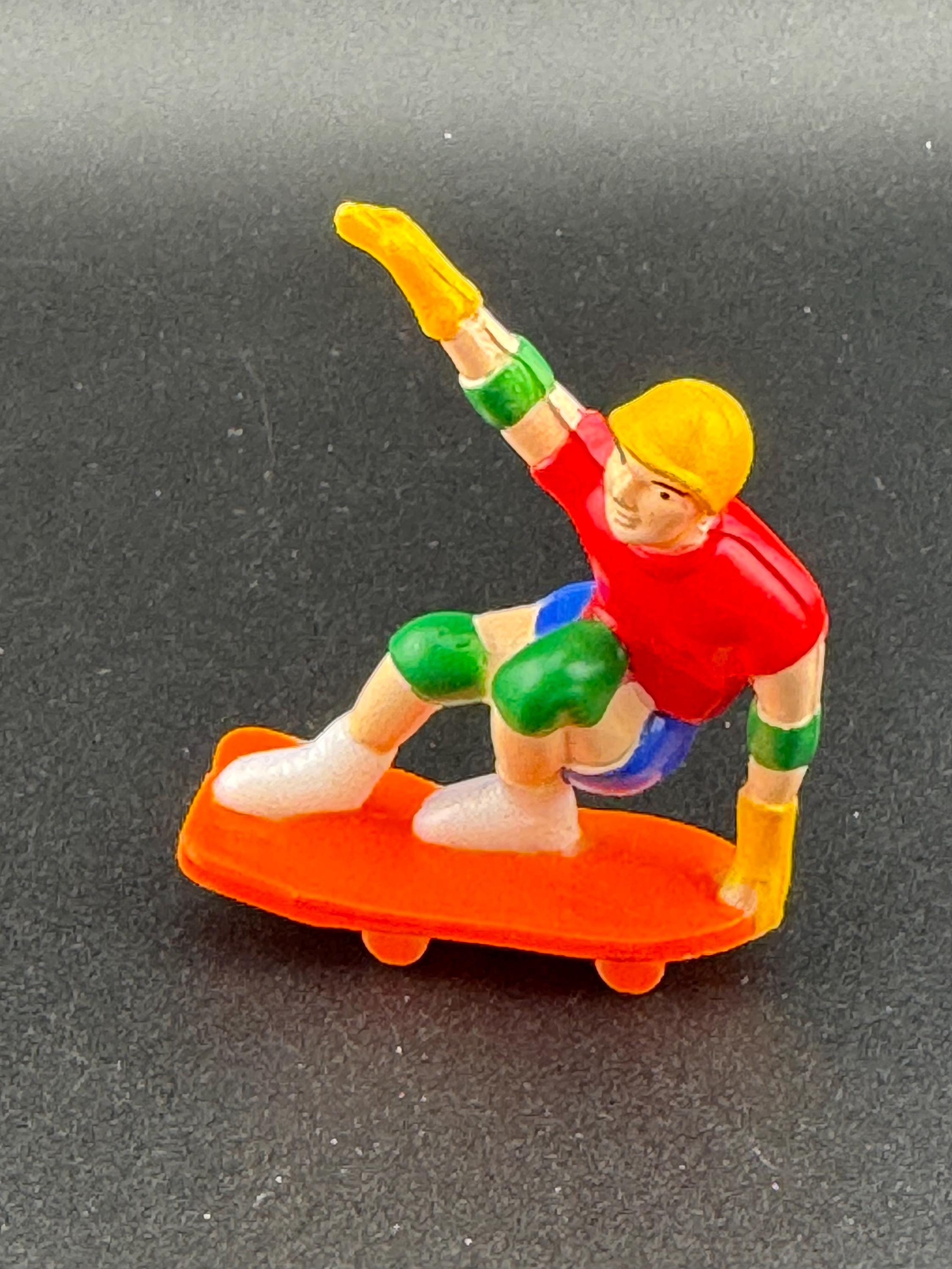 skateboarder birthday cake topper, novelty skateboarding decoration