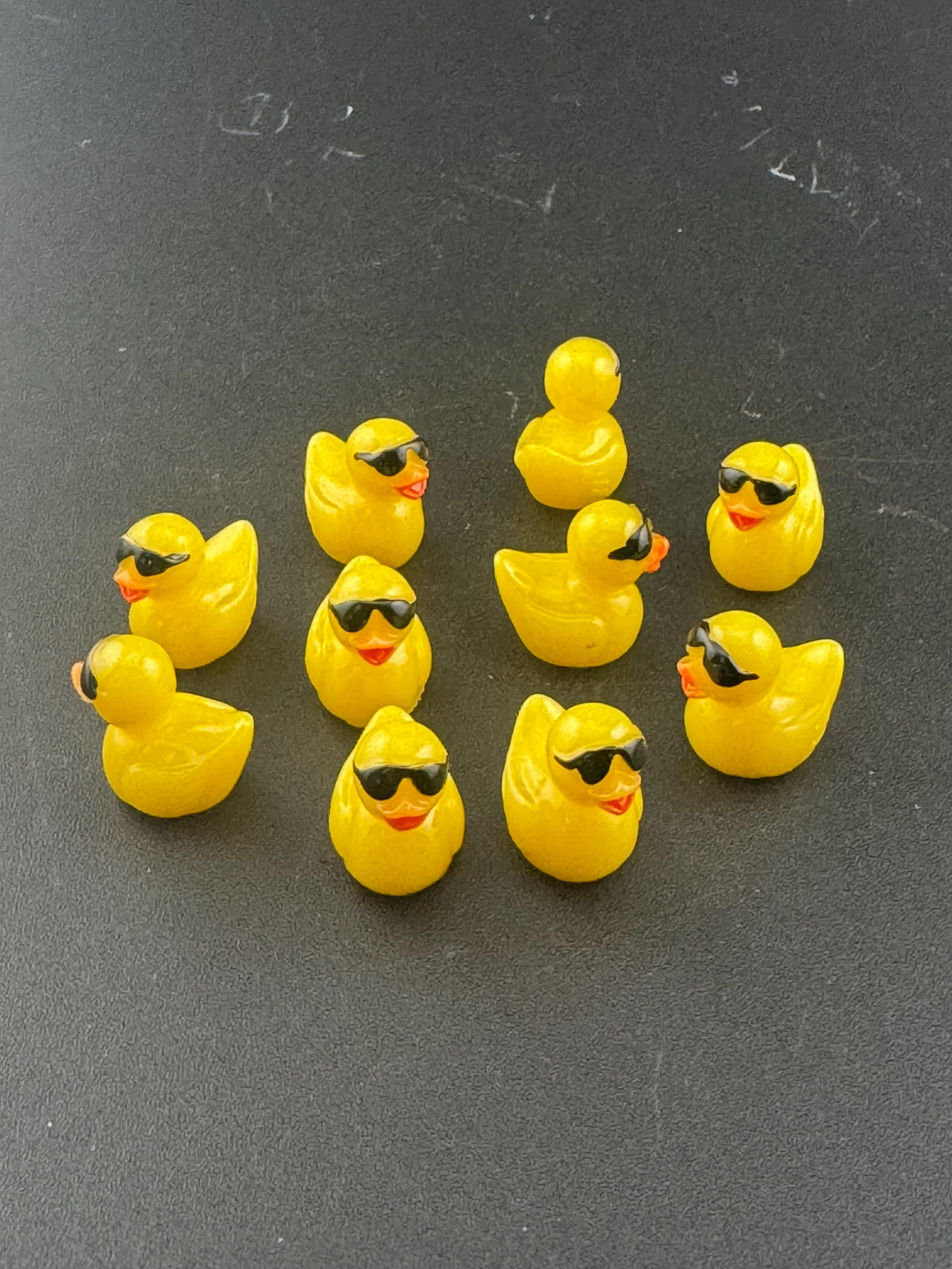 5 x miniature ducks cake toppers fairy garden farmyard dollshouse decorations
