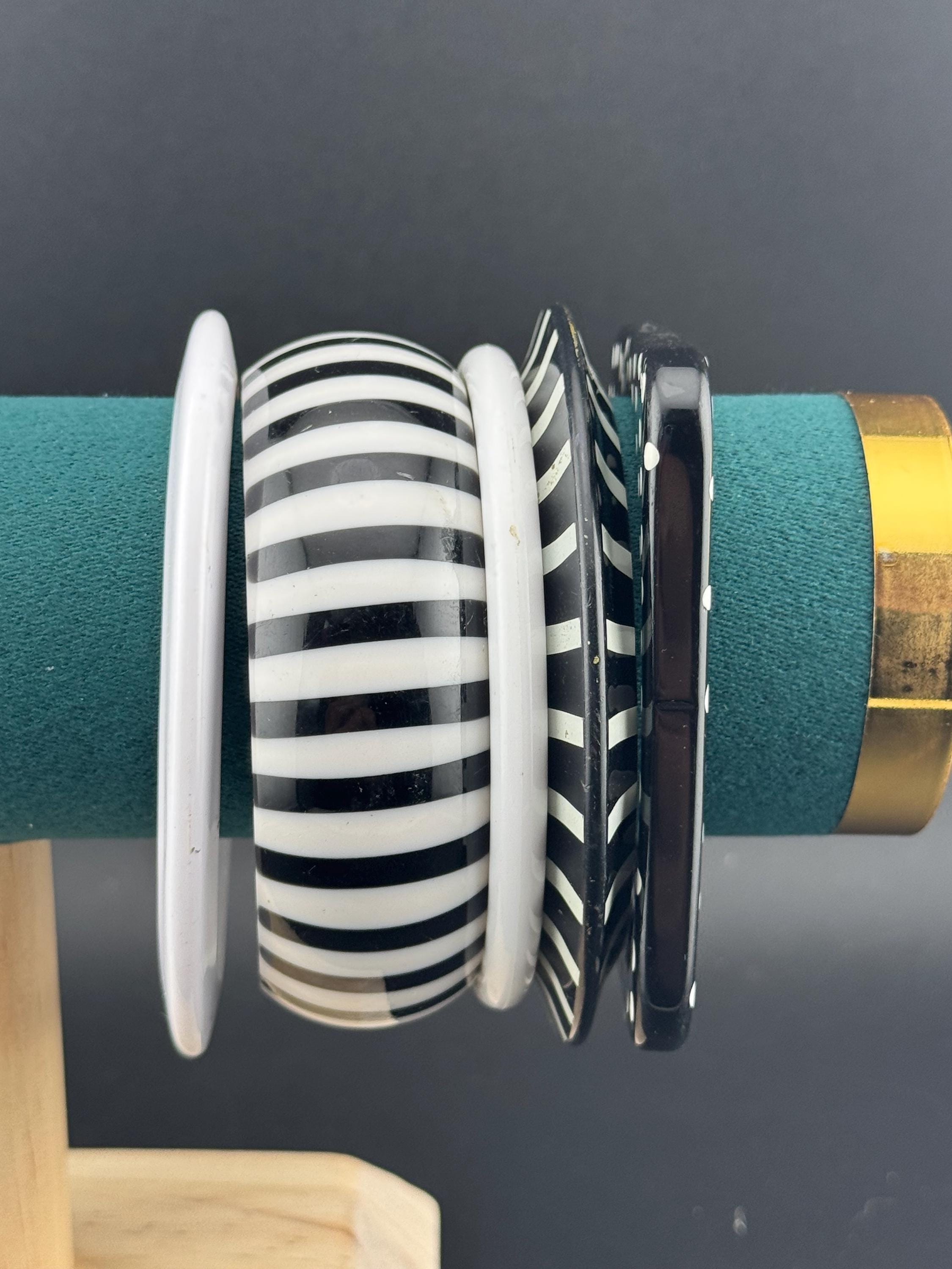 Vintage stack of black and white Chunky stylish plastic bangles retro acrylic bracelets