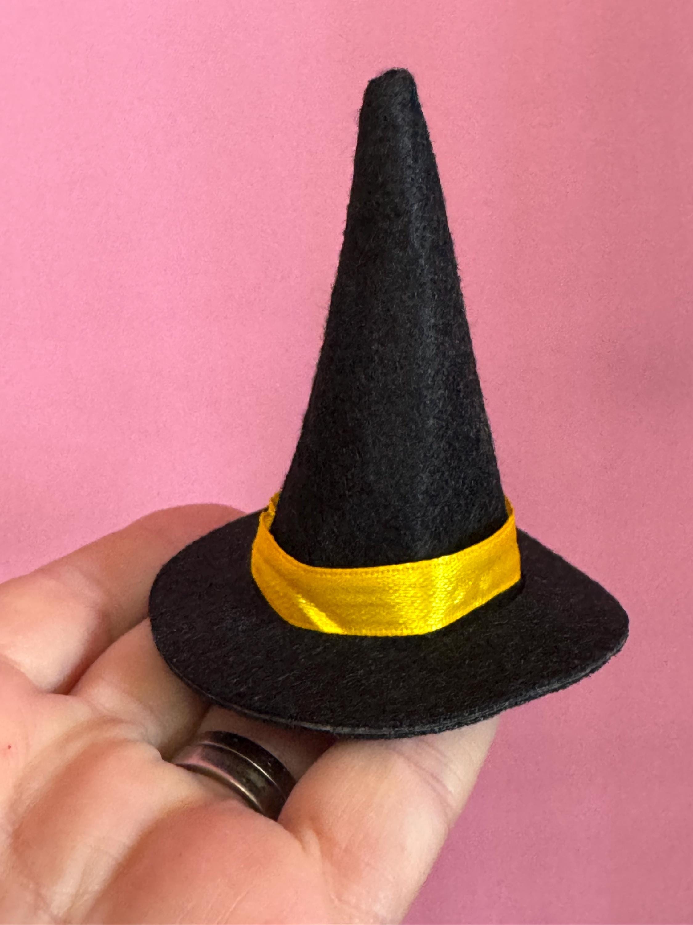 Miniature black felt witches hat Halloween cake topper decoration scenery dolls