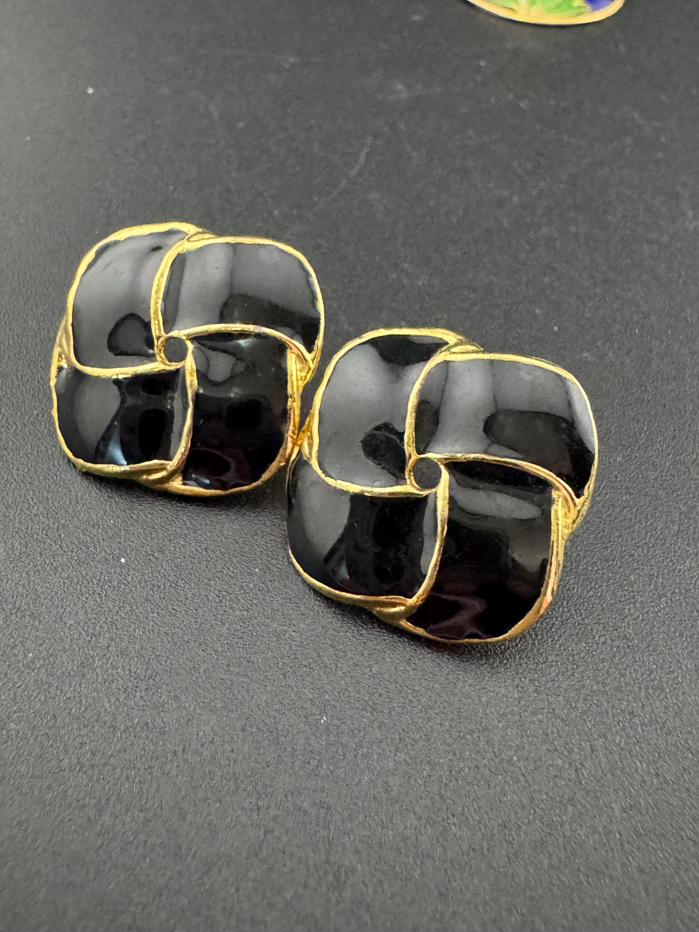 Vintage Gold tone Black enamel pair square shaped stud earrings pierced, statement power dress 80s 90s