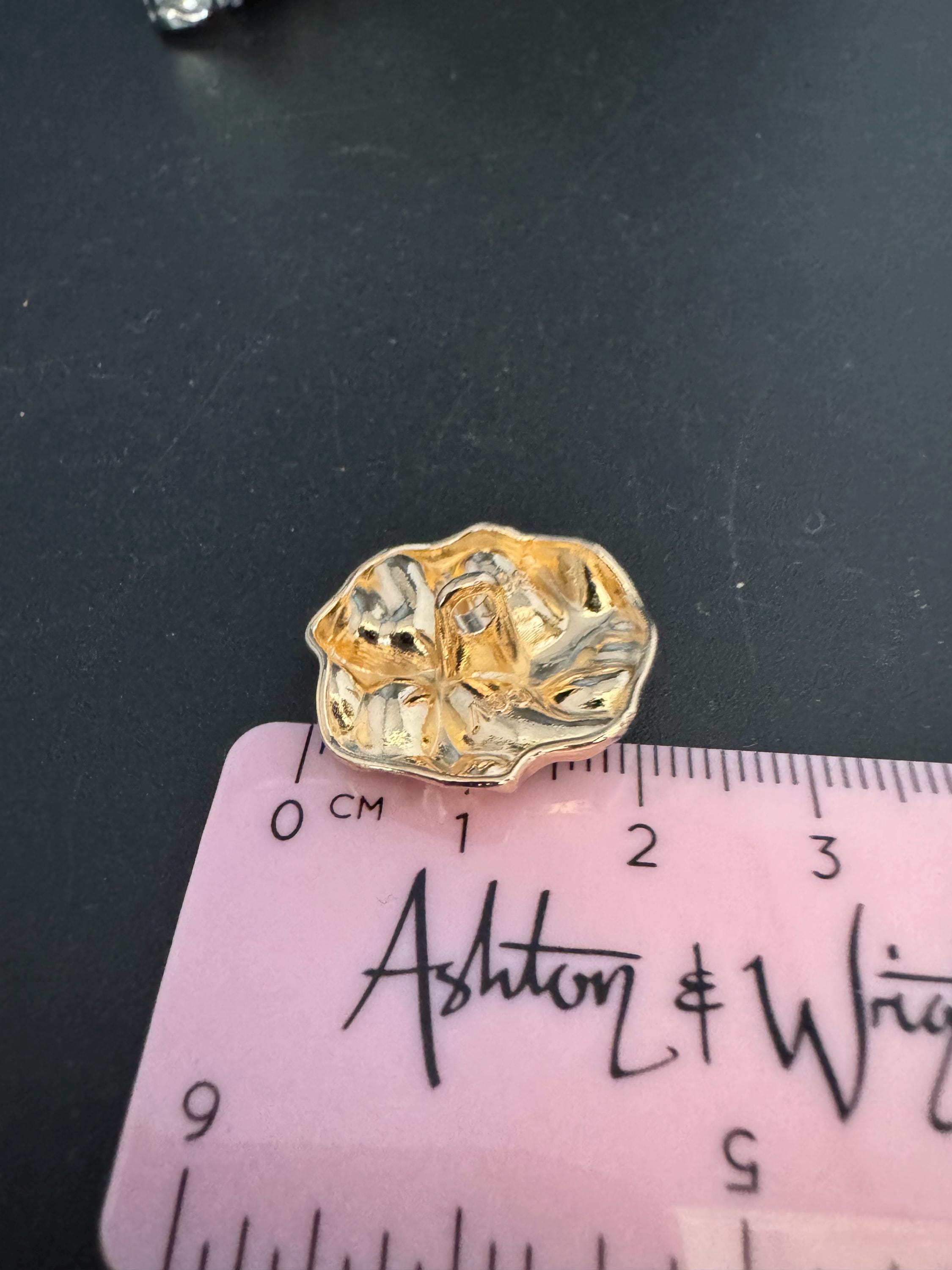 22mm gold tone irregular shaped metal buttons 5 pack