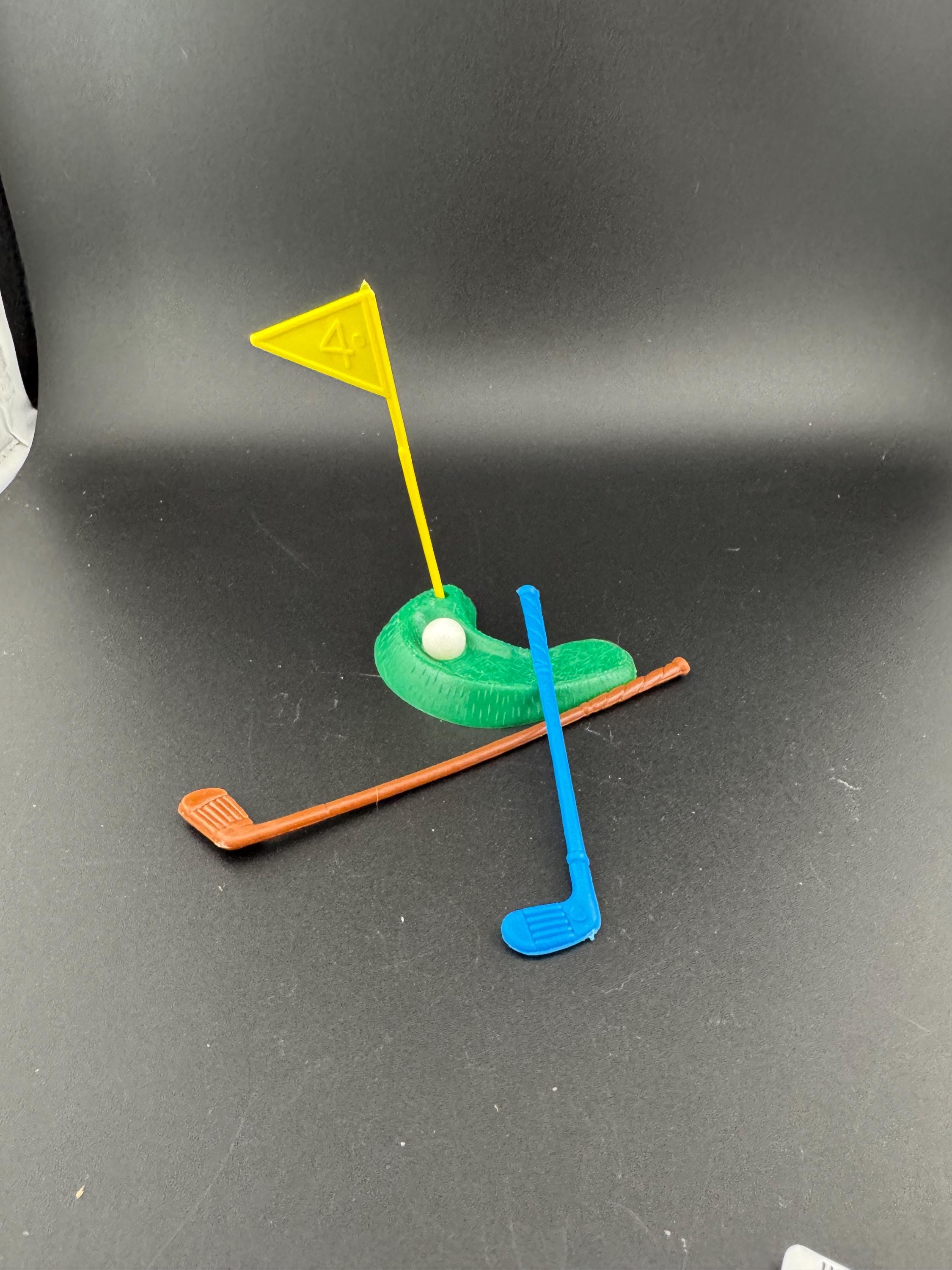 Miniature Golf Cake Topper Set: Vintage Dollhouse Golfing Decoration