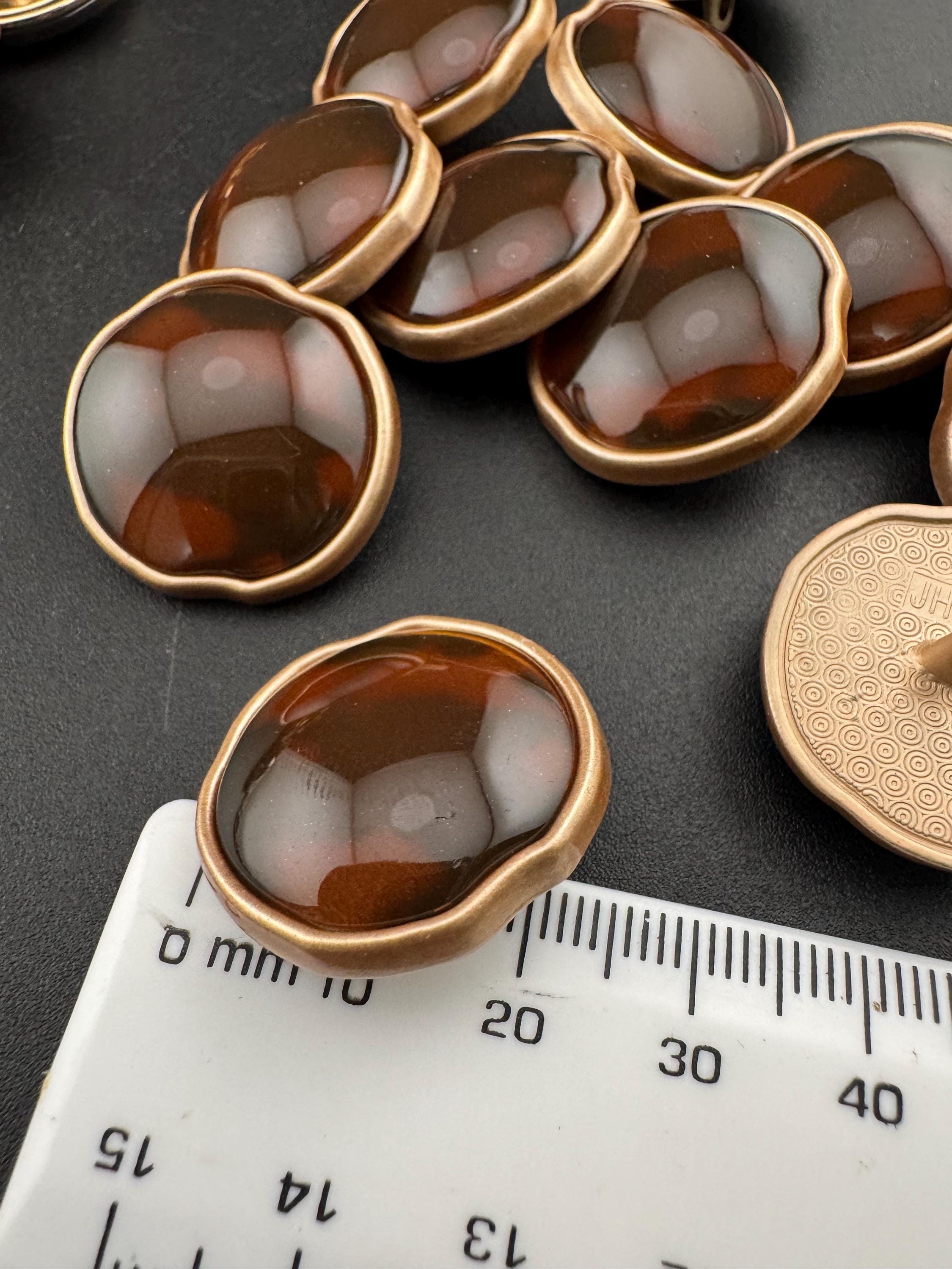 5pc Tortoiseshell Buttons: 25mm Brown Acrylic with Gold Shank