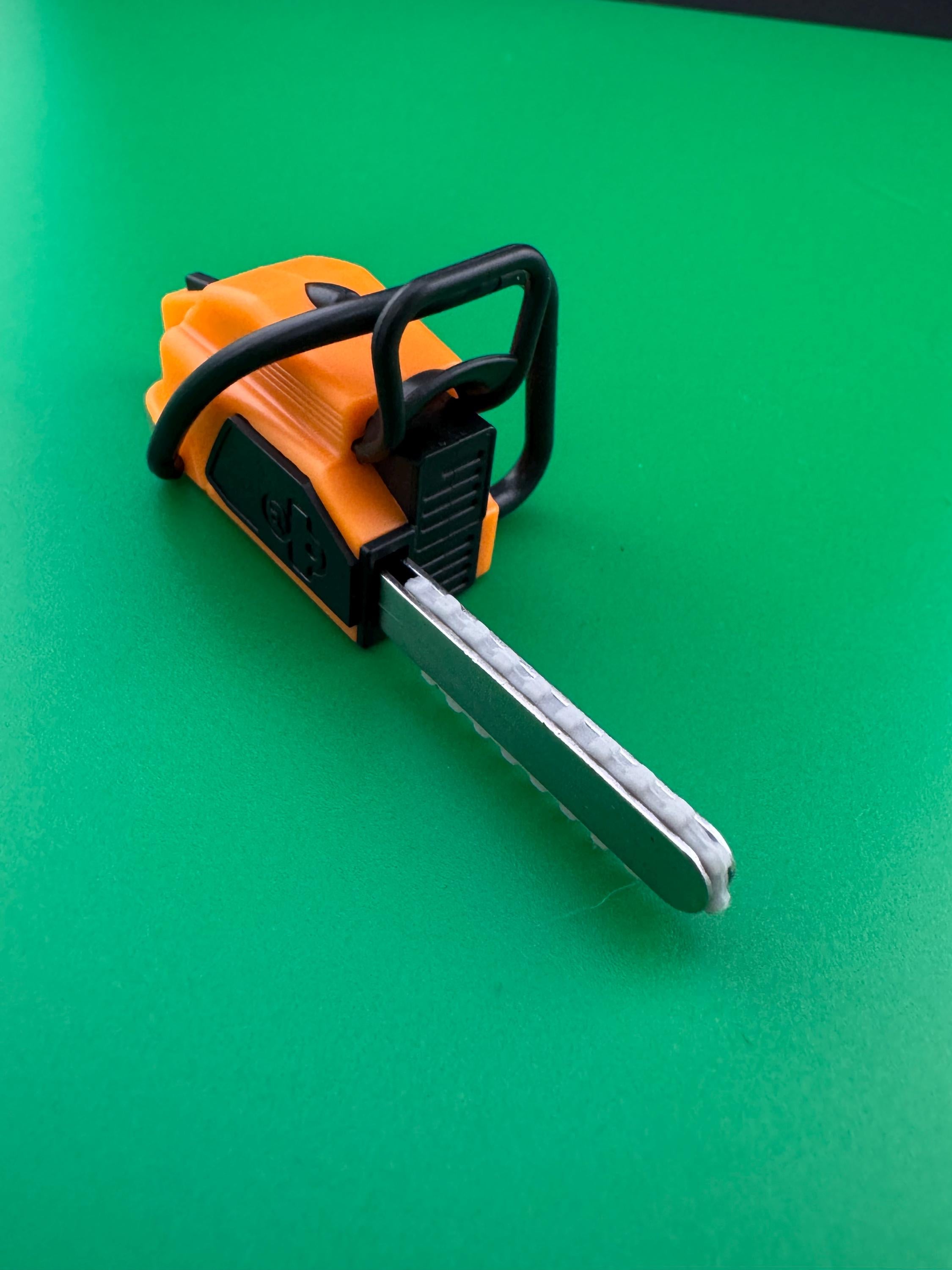 Miniature Chainsaw Cake Topper: Gardening Doll Scenery Decoration