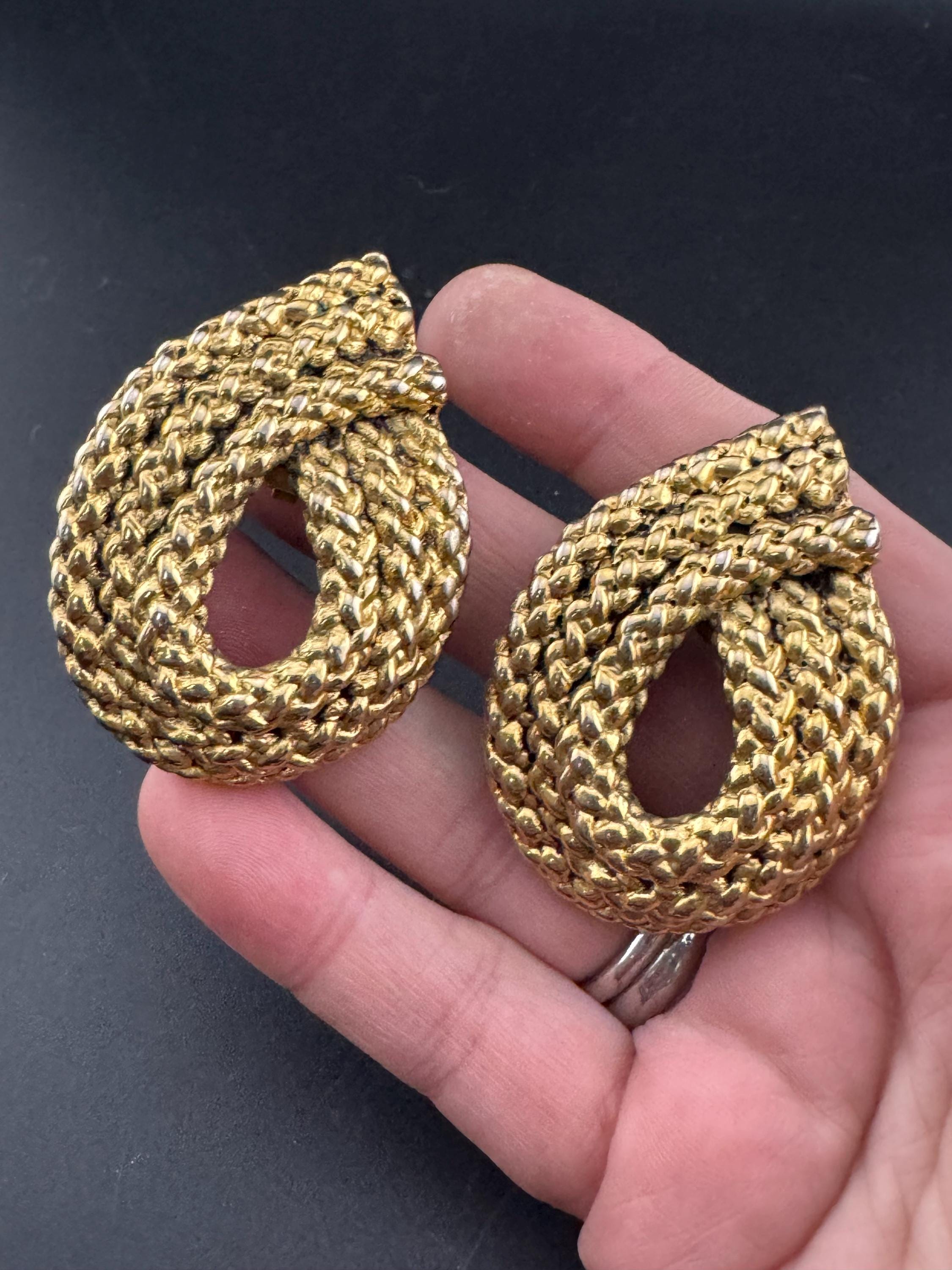Reserved 1980s Retro Gold Tone Rope Twist Clip On Earrings
