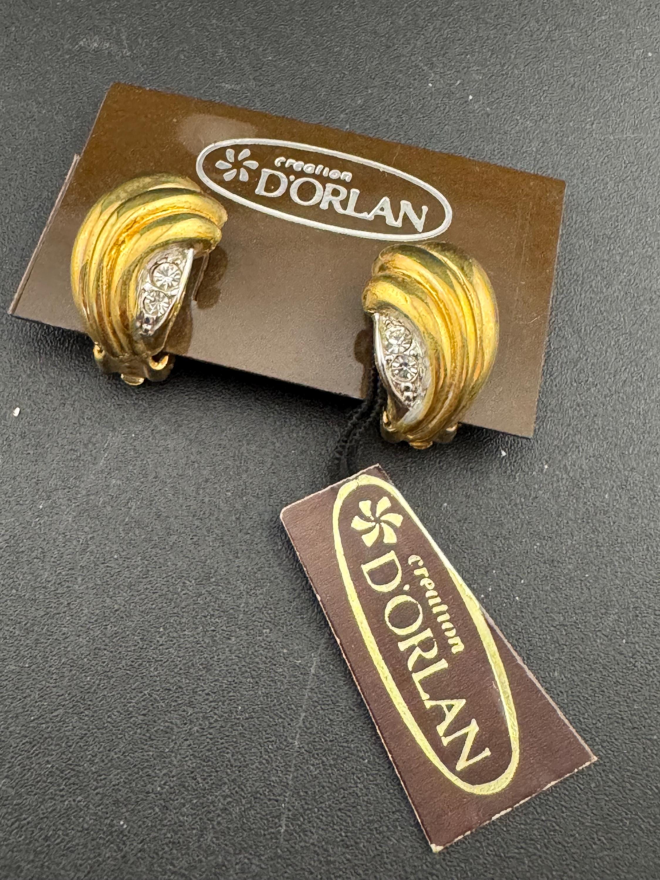 Vintage D’orlan Canada designer large 22ct triple gold plated and clear Swarovski Crystal abstract swirl clip on earrings
