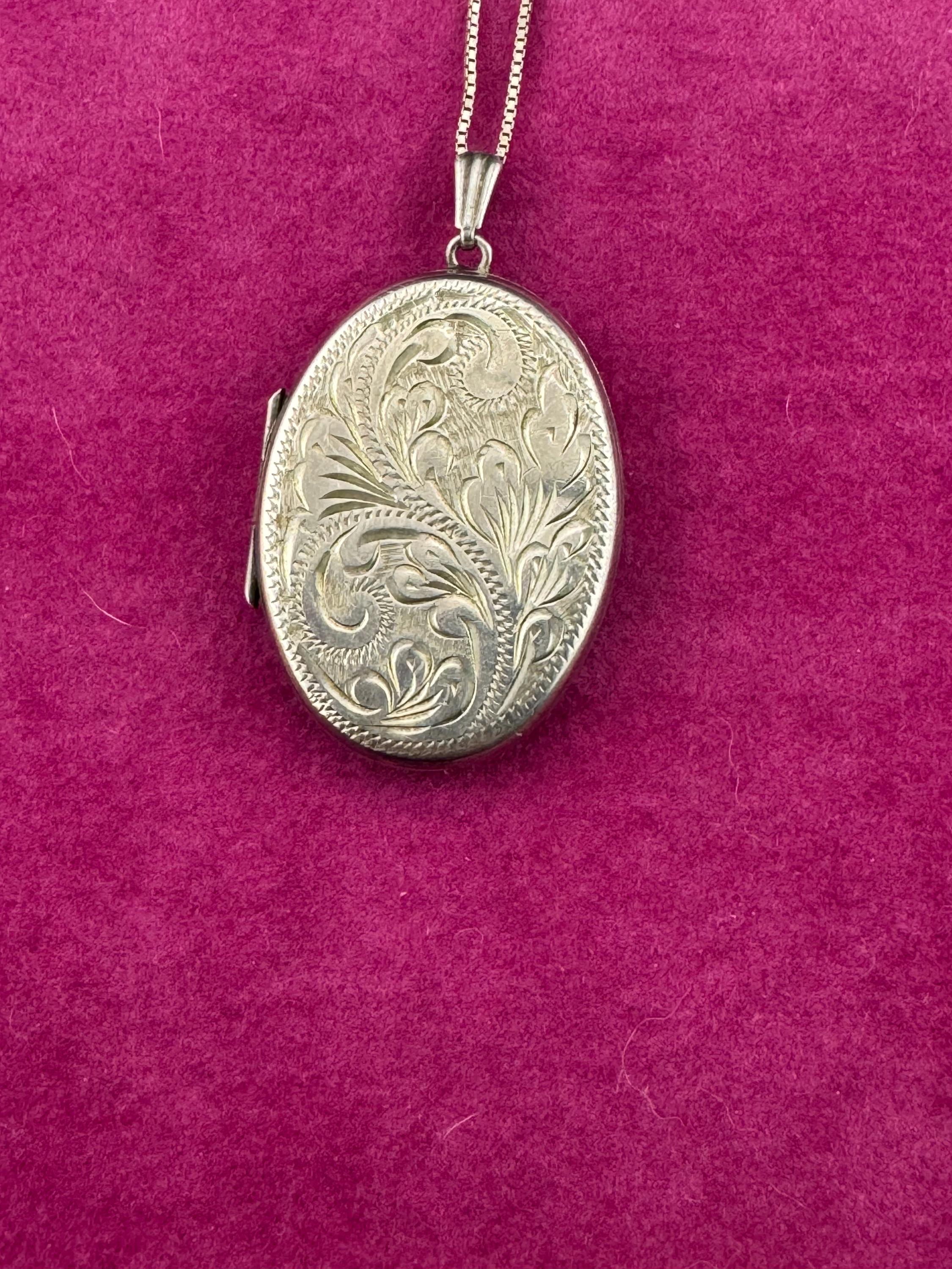 Vintage Engraved Photo Locket: Sterling Silver Keepsake Necklace