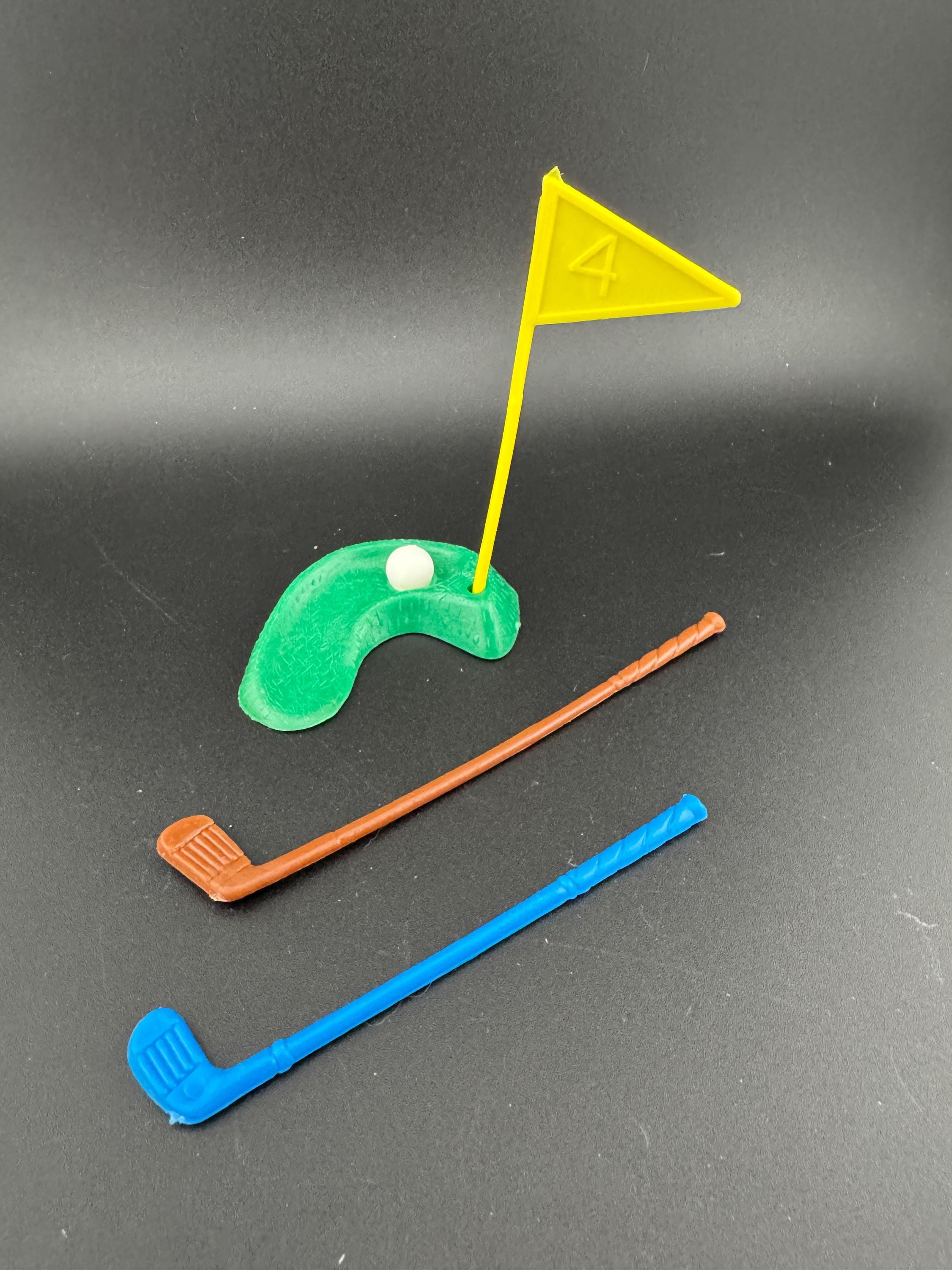 Miniature Golf Cake Topper Set: Vintage Dollhouse Golfing Decoration