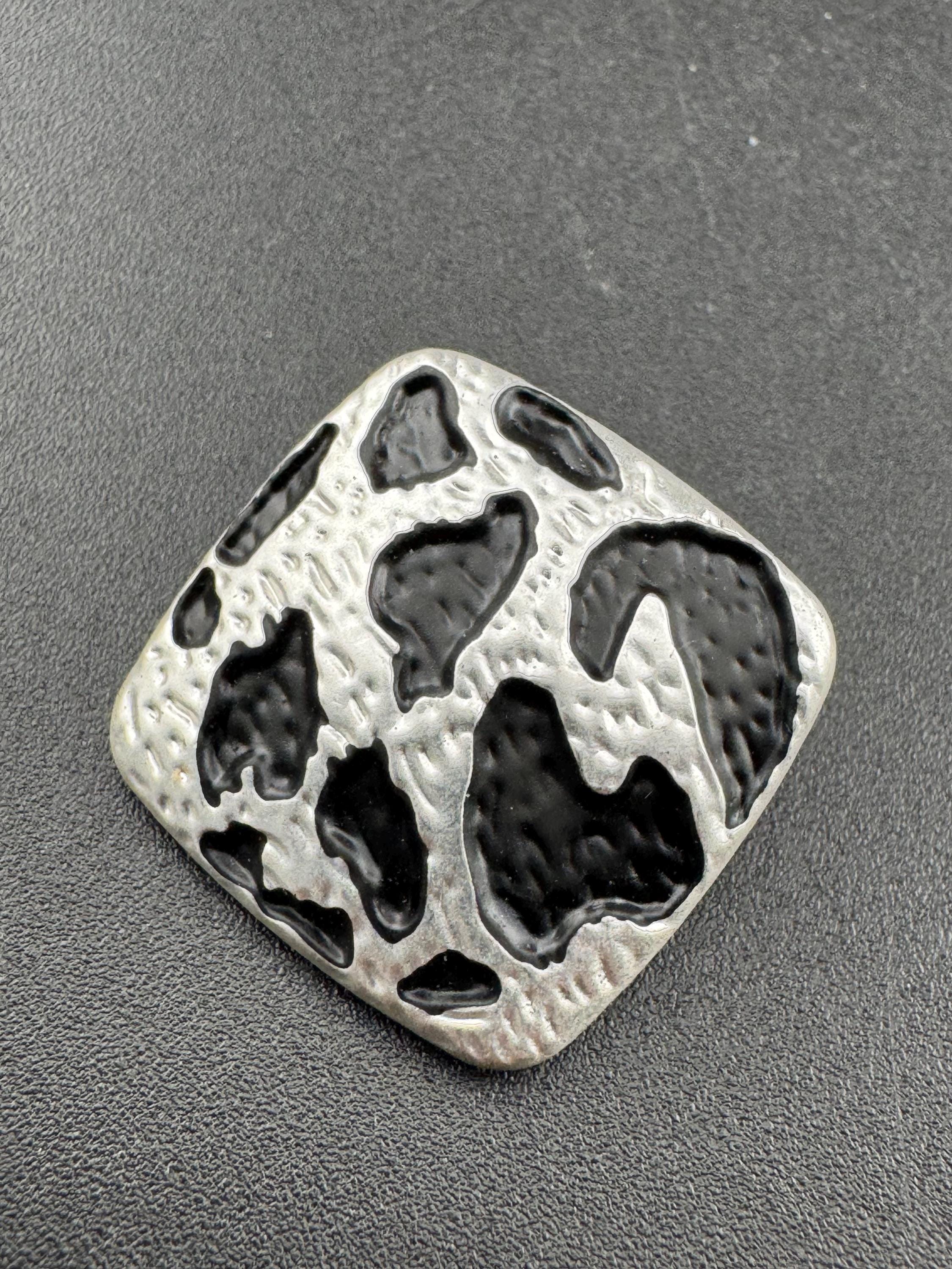 Leopard Print Buttons: 20mm Square, Gold or Silver Tone metal (5 pcs)