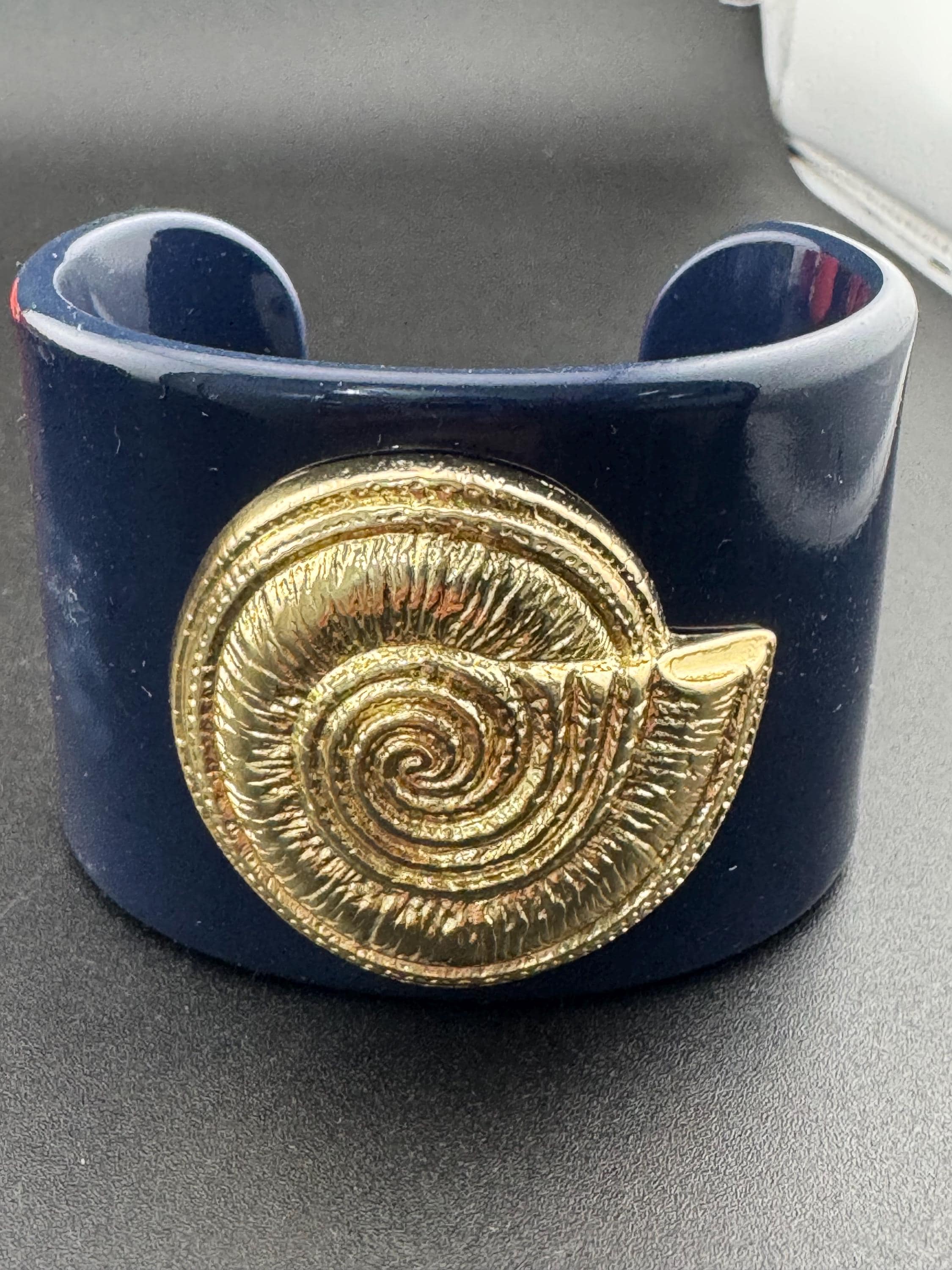 Retro Nautical Acrylic Cuff Bangle: Seashell, Seahorse, Ships Wheel