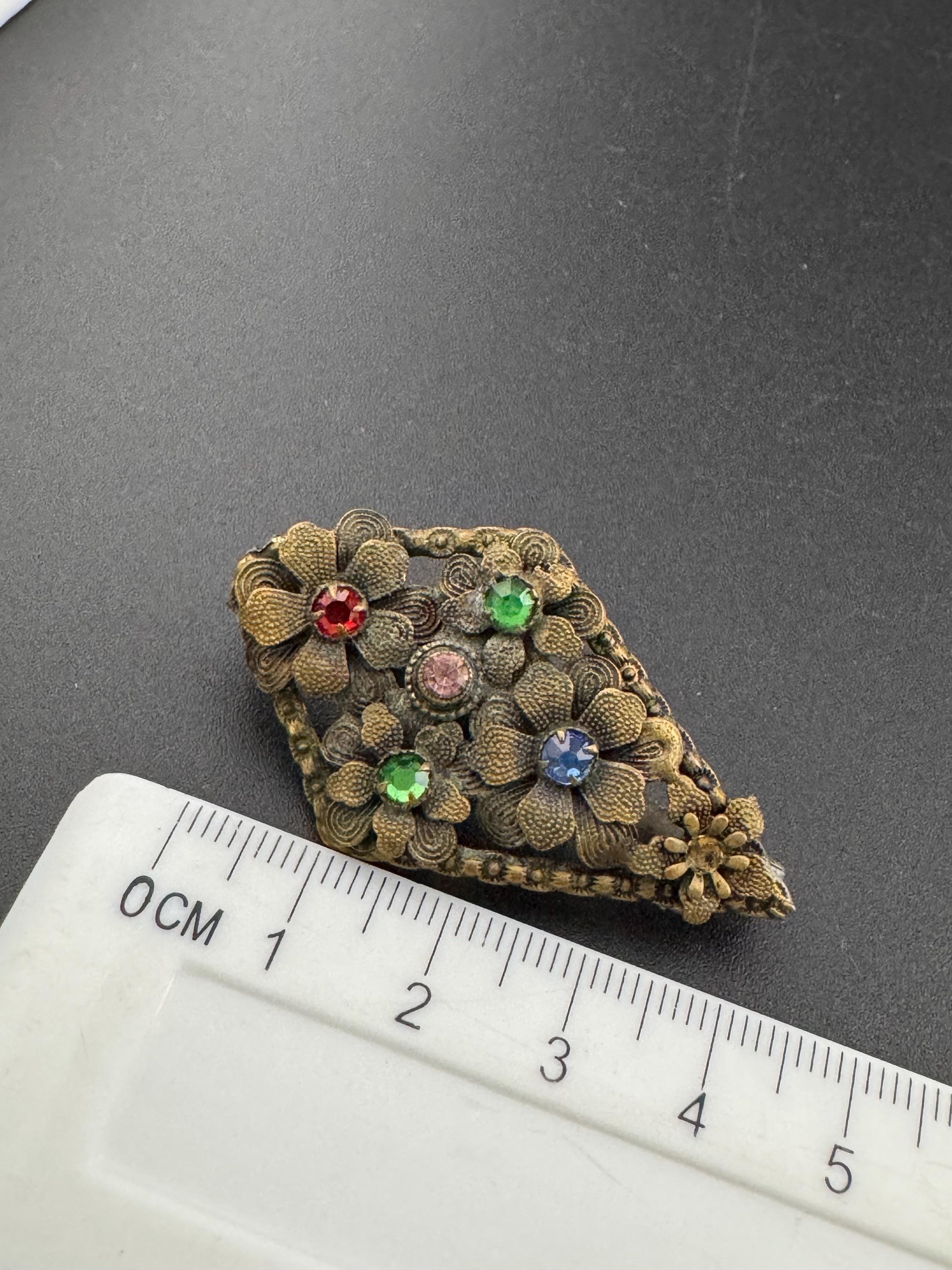 Small Czech Filigree Antique Brooch Emerald ruby sapphire Paste Rhinestone Diamanté Vintage 1920s