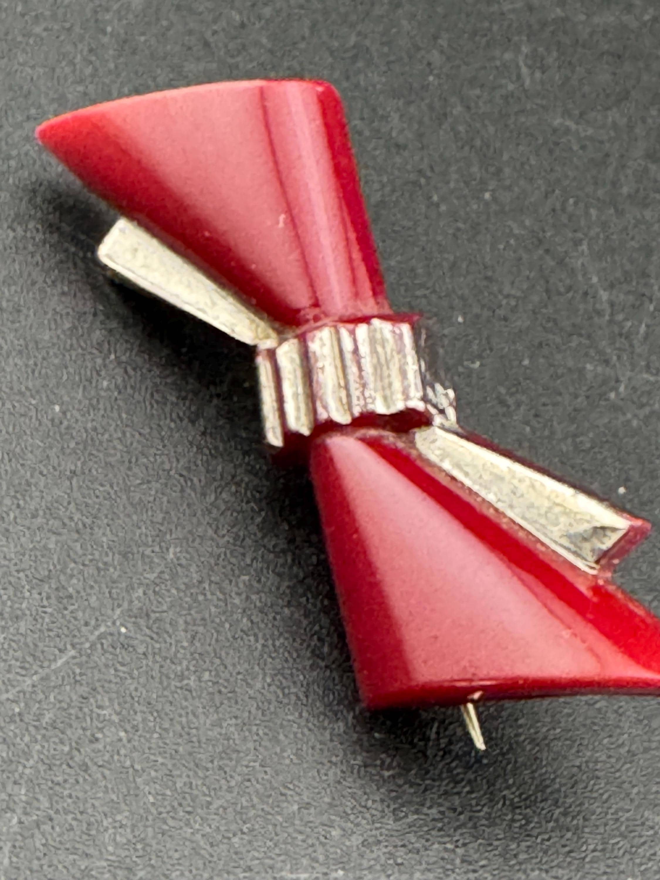 antique Czech Red moulded glass bow brooch silver art deco