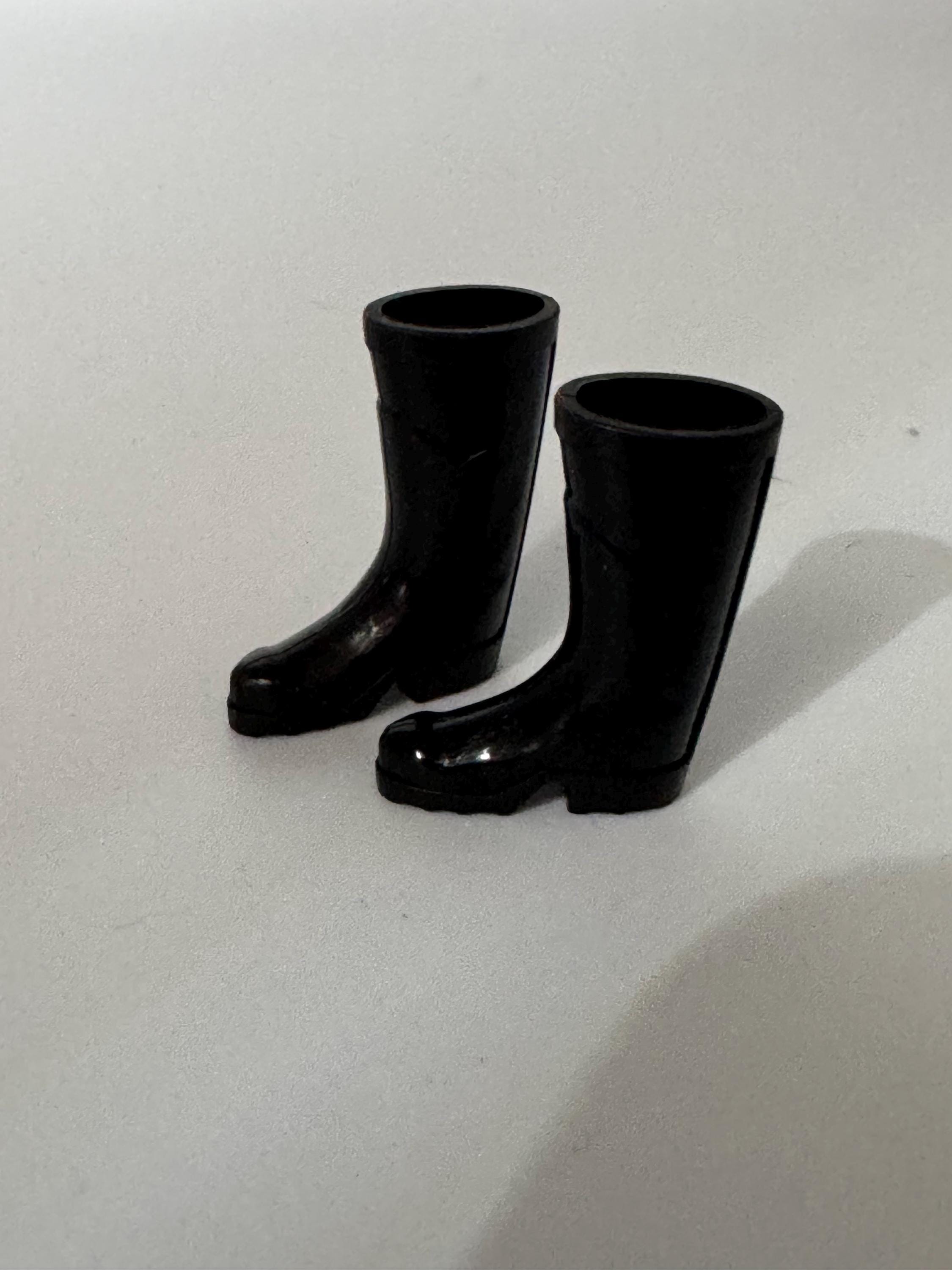 Miniature pair of black plastic wellington boots wellies gardener cake topper decoration scenery dolls