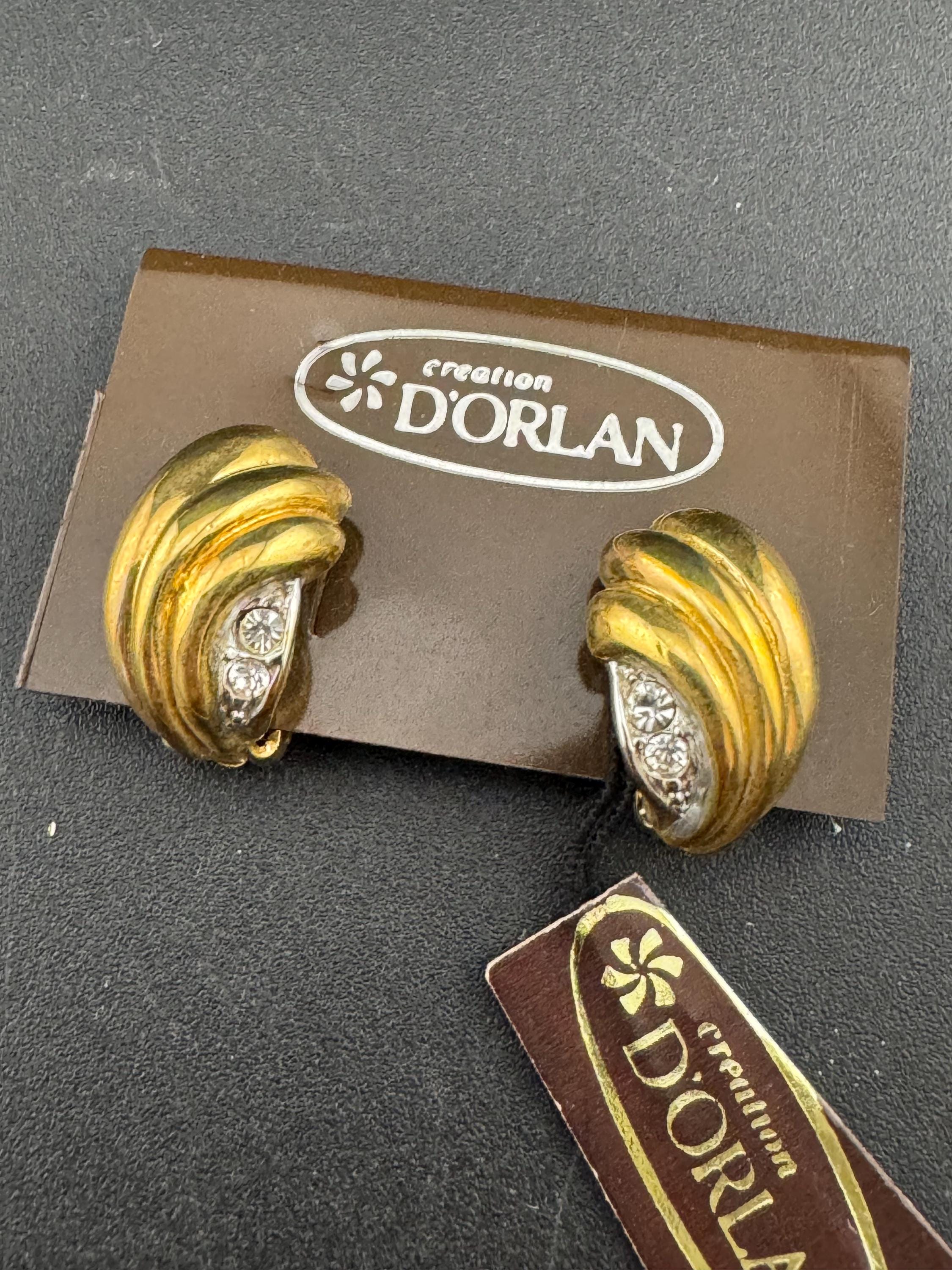 Vintage D’orlan Canada designer large 22ct triple gold plated and clear Swarovski Crystal abstract swirl clip on earrings