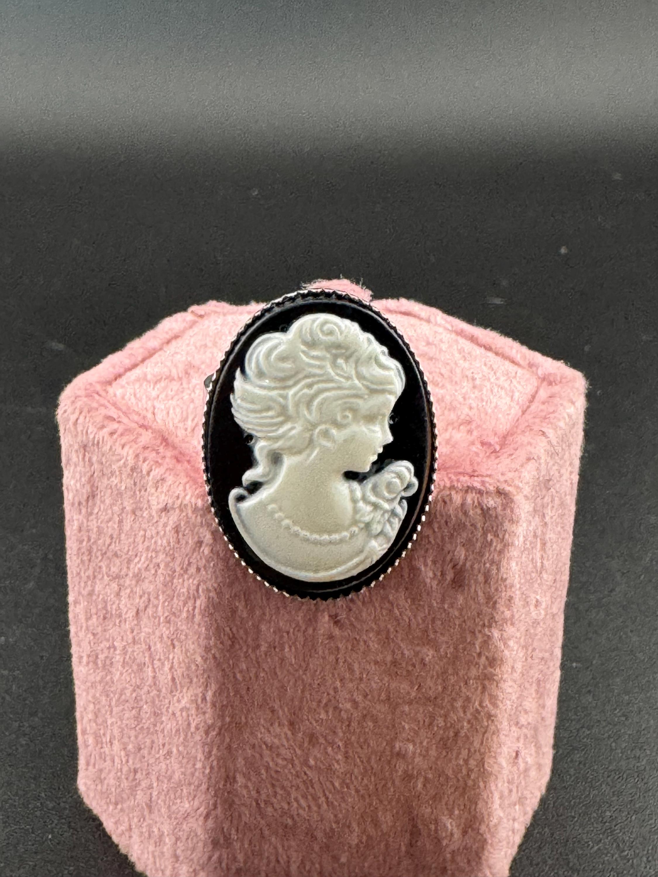 Vintage style handmade black and white cameo brooch with antique silver tone ornate frame