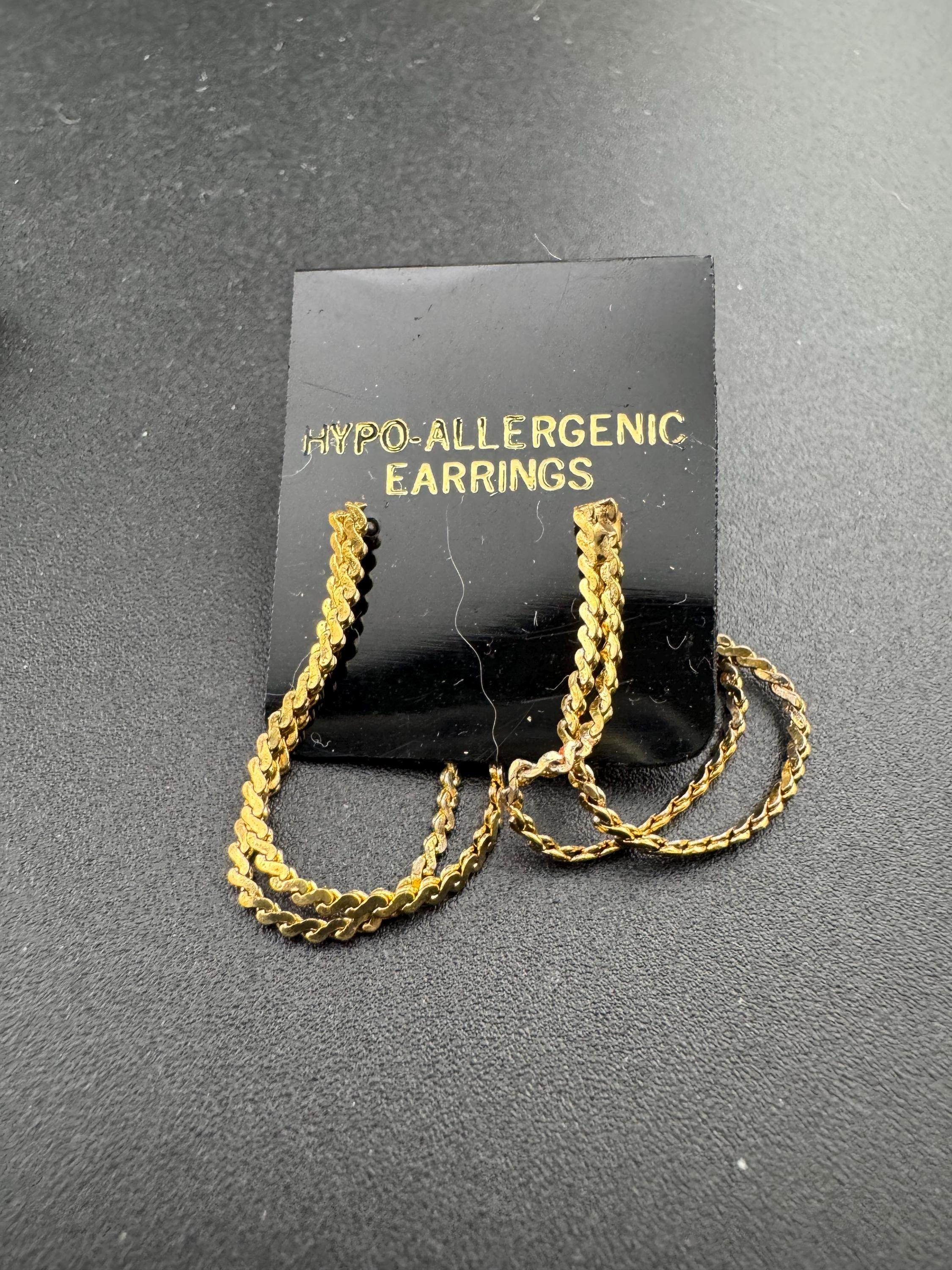 Vintage 1980s Serpentine chain Hoop Earrings: Hypoallergenic, Gold Tone