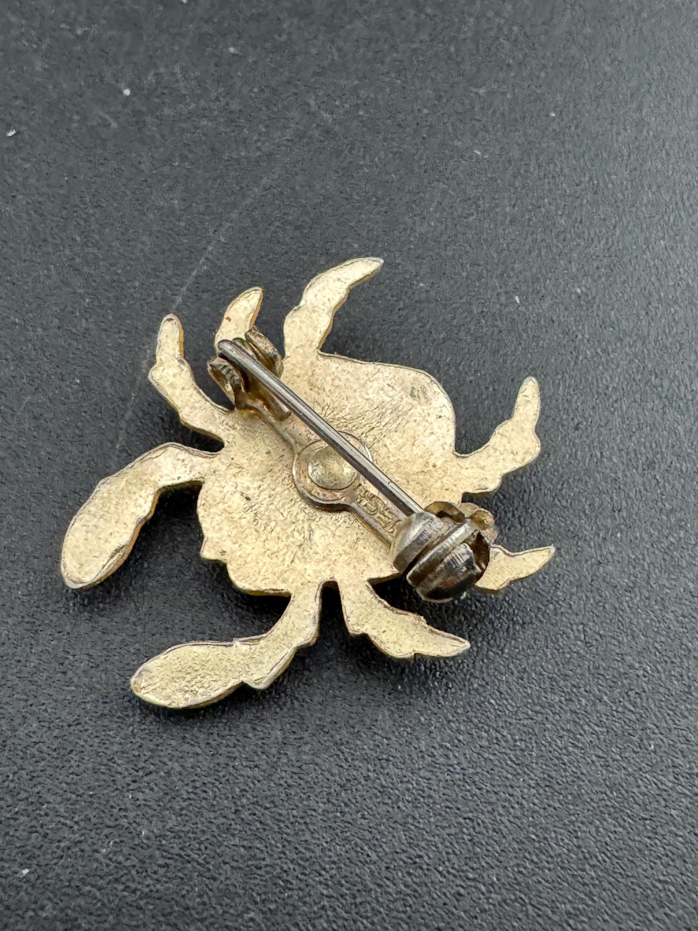 Kitsch Orange Enamel Crab Brooch: Gold Tone Nautical Pin