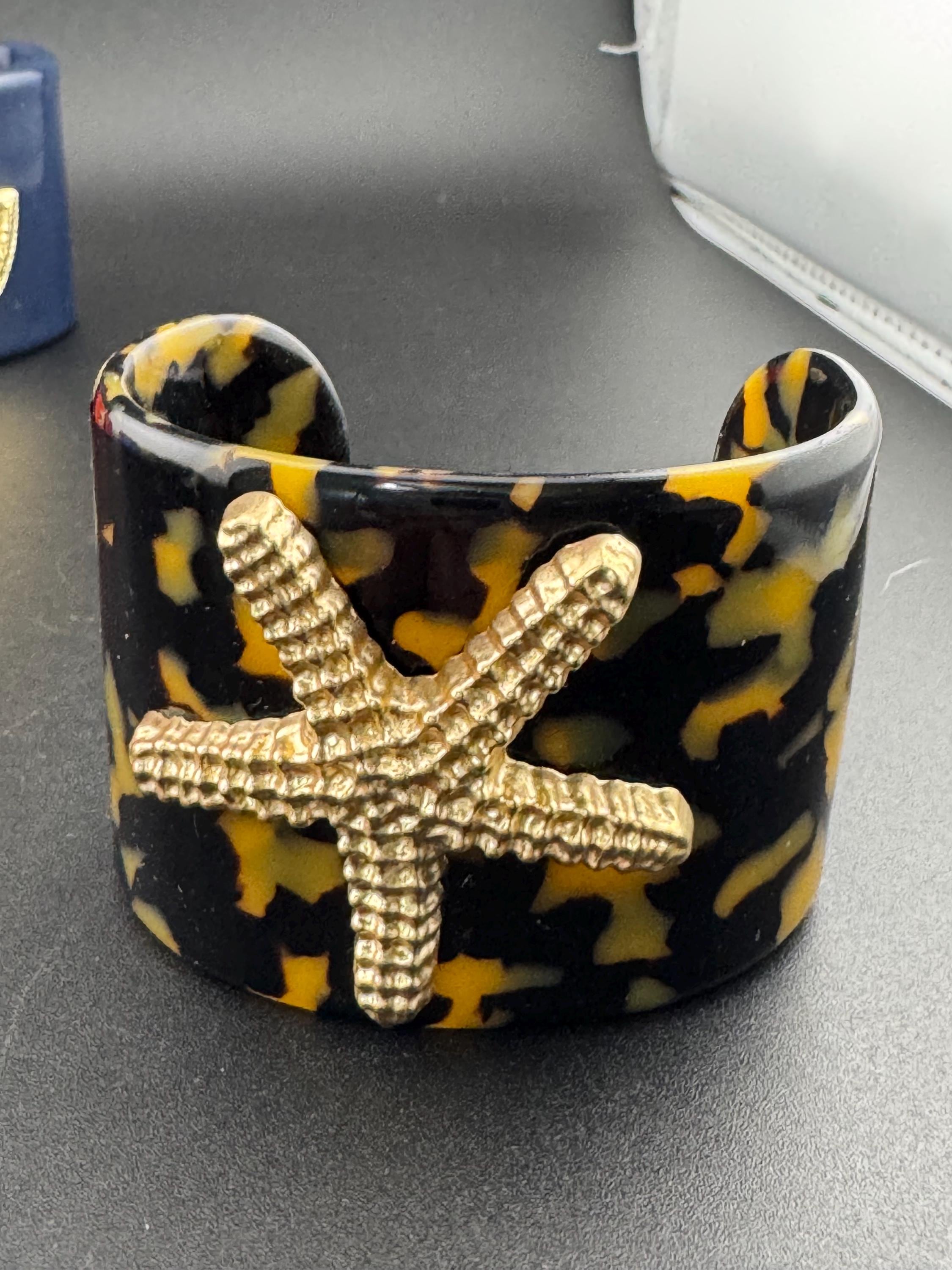 Retro Nautical Acrylic Cuff Bangle: Seashell, Seahorse, Ships Wheel