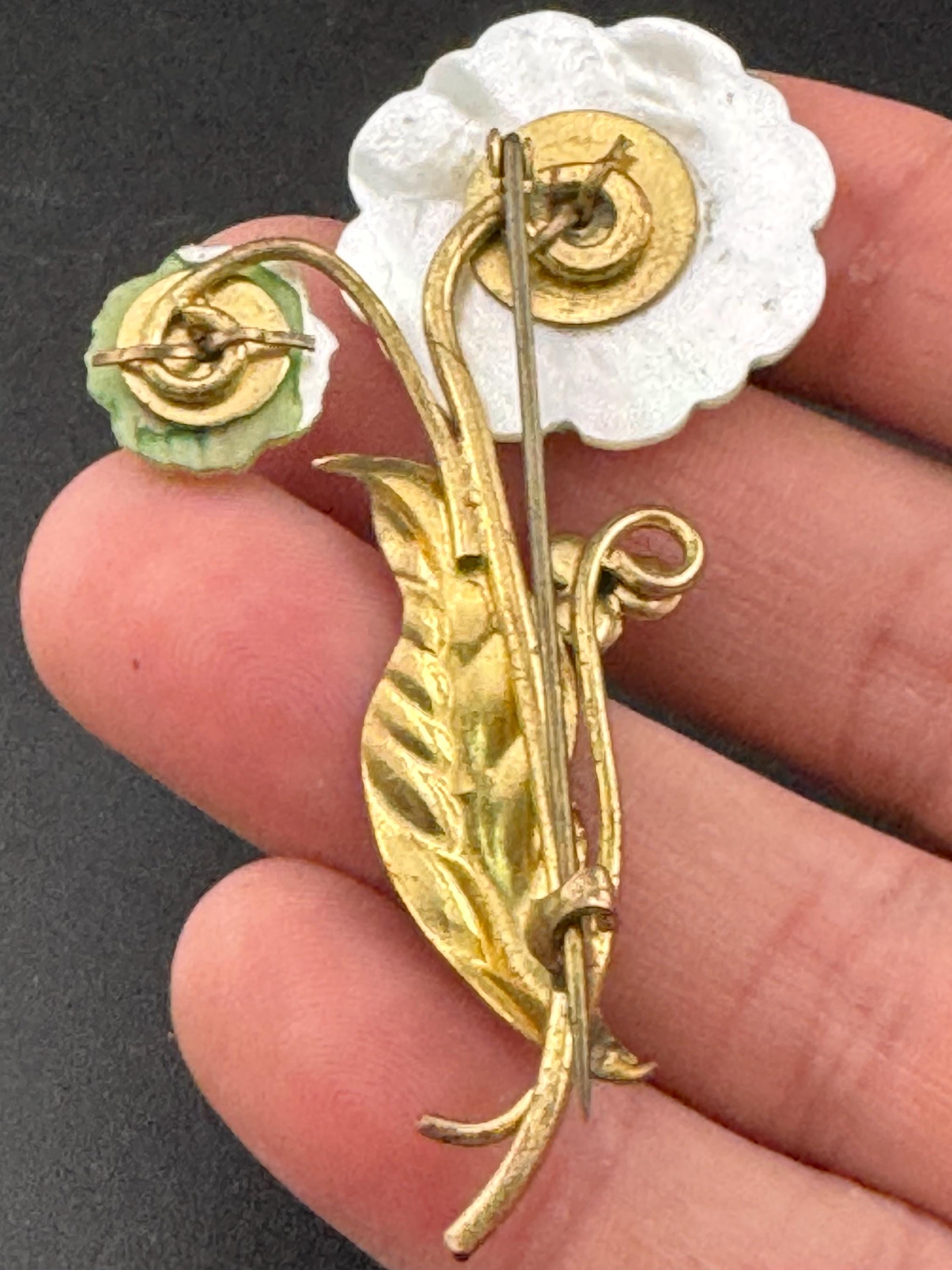 Vintage 1940s Mother of Pearl Floral Brooch: Carved Rose, Gold Tone