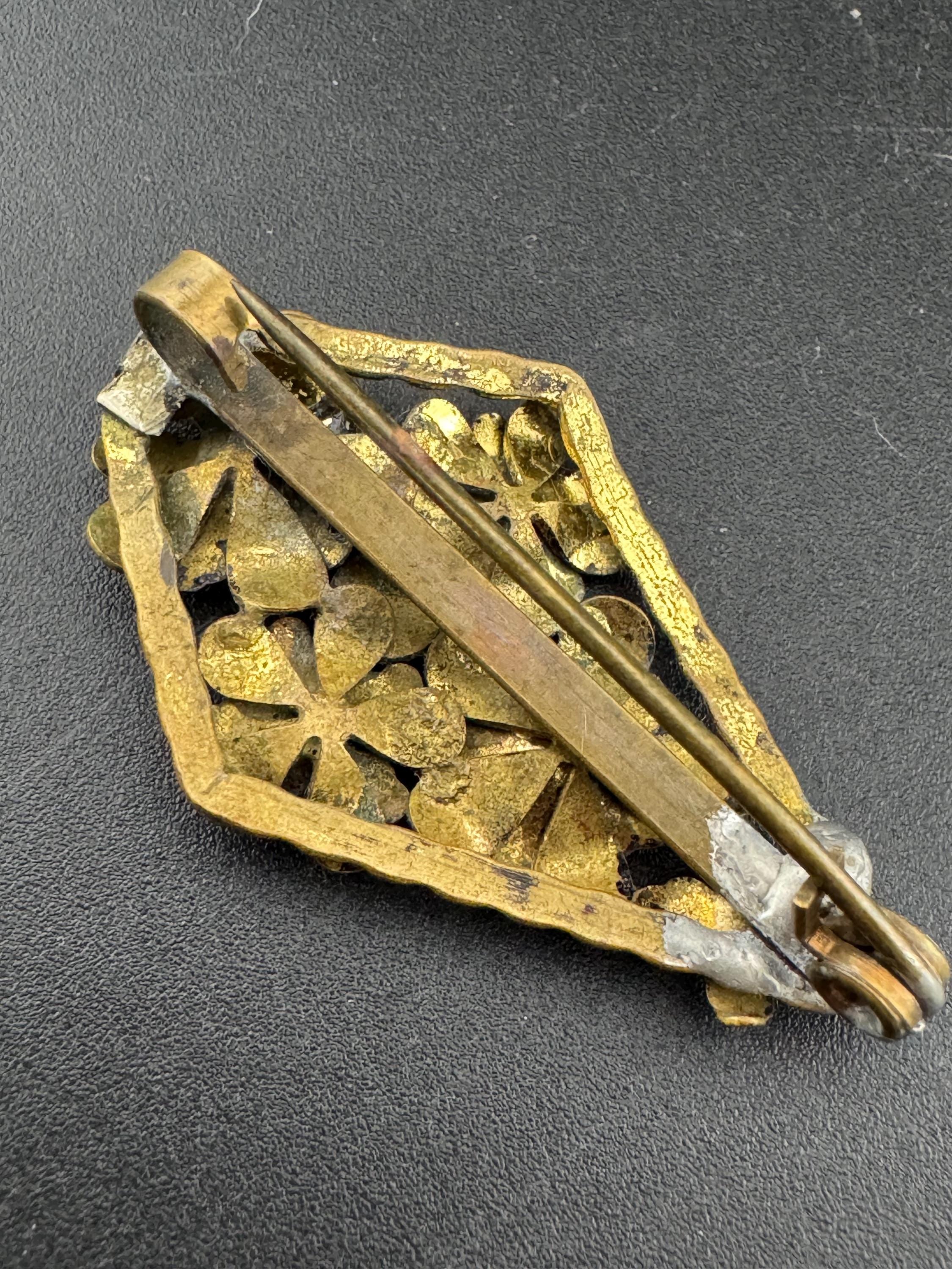 Small Czech Filigree Antique Brooch Emerald ruby sapphire Paste Rhinestone Diamanté Vintage 1920s