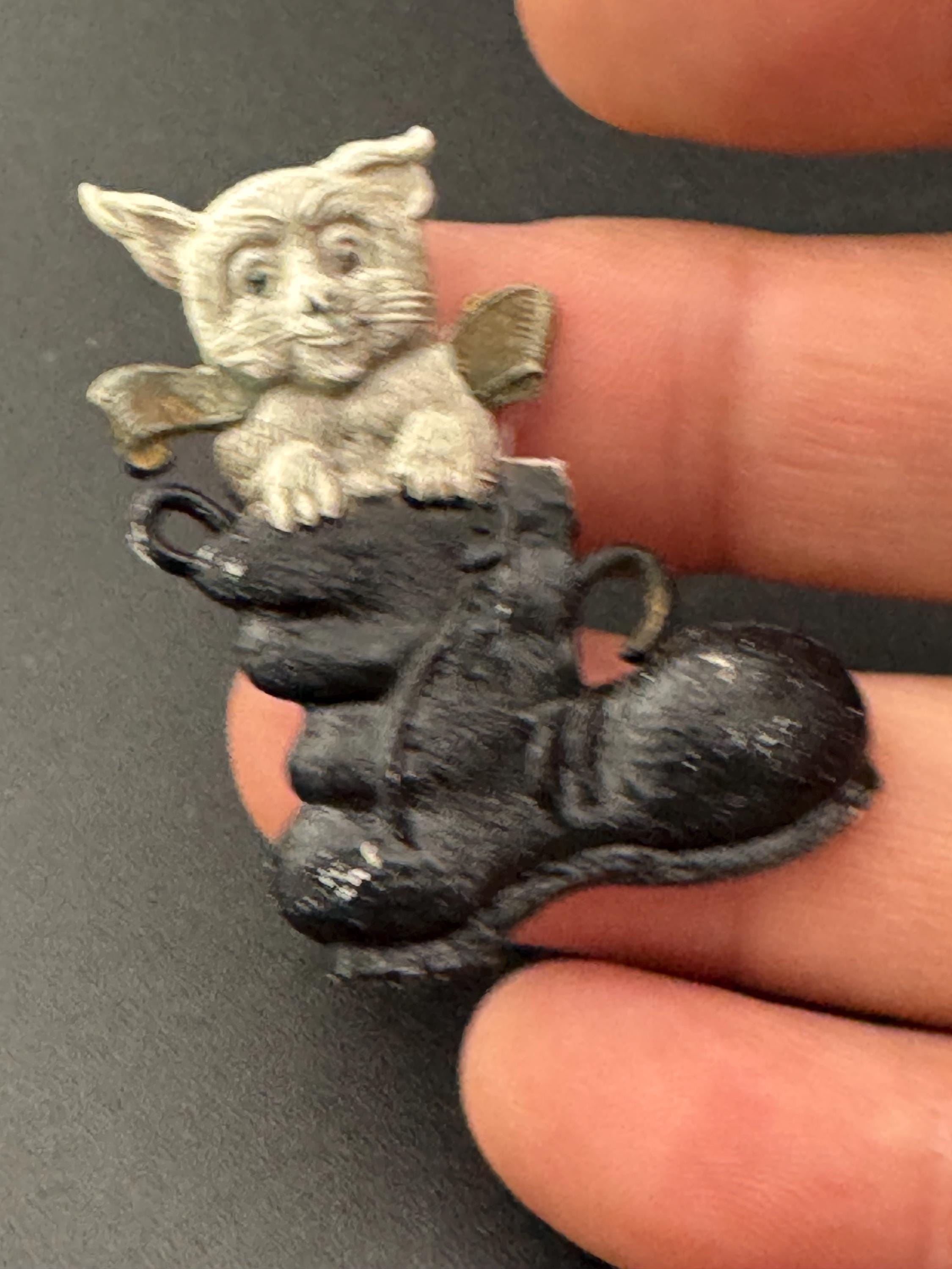 Vintage early plastic black cat in a boot Brooch celluloid