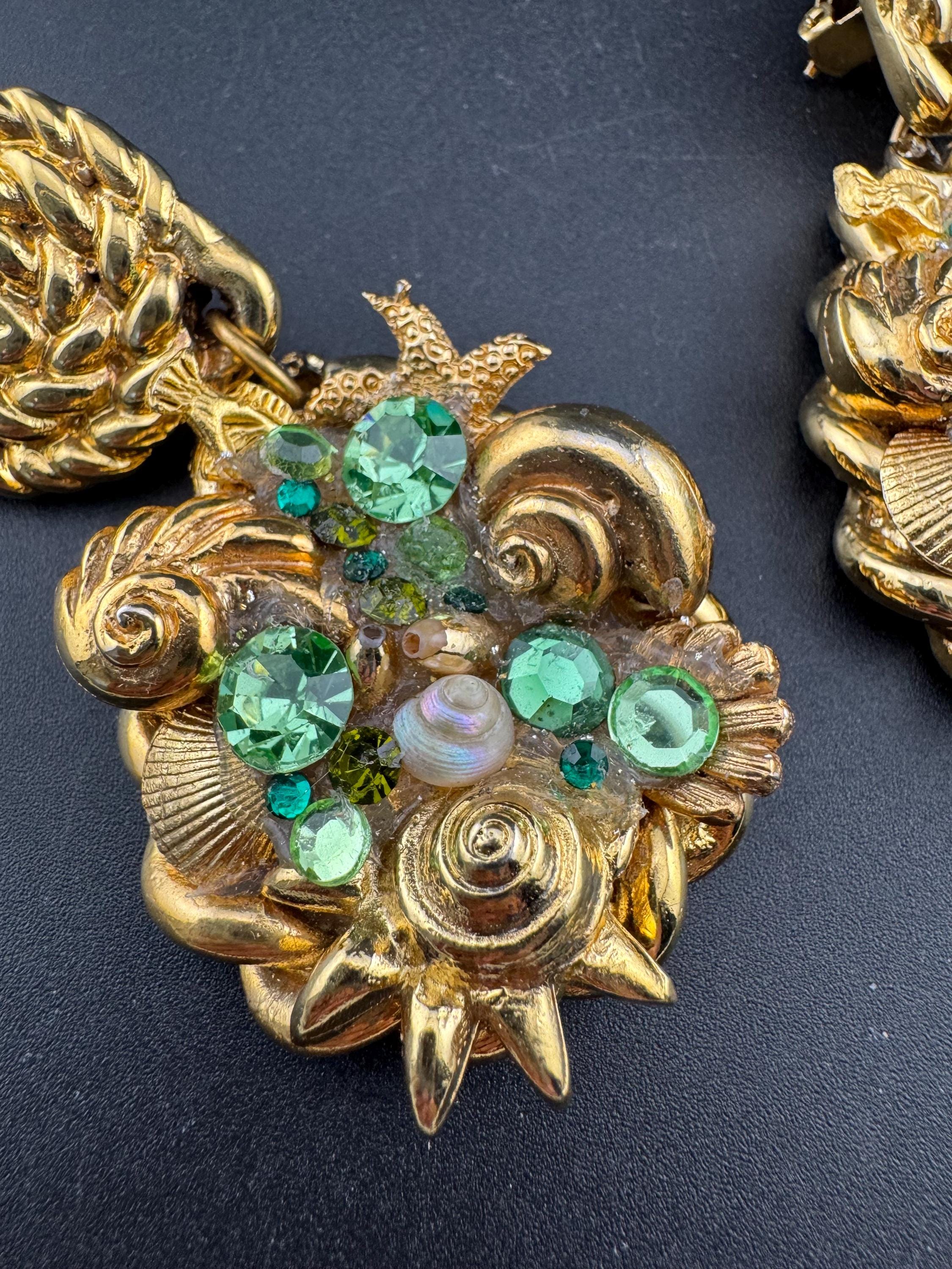 Huge 7cm Jacky De G designer gold tone oversized nautical shell and starfish drop clip on earrings with faux pearls and green rhinestones