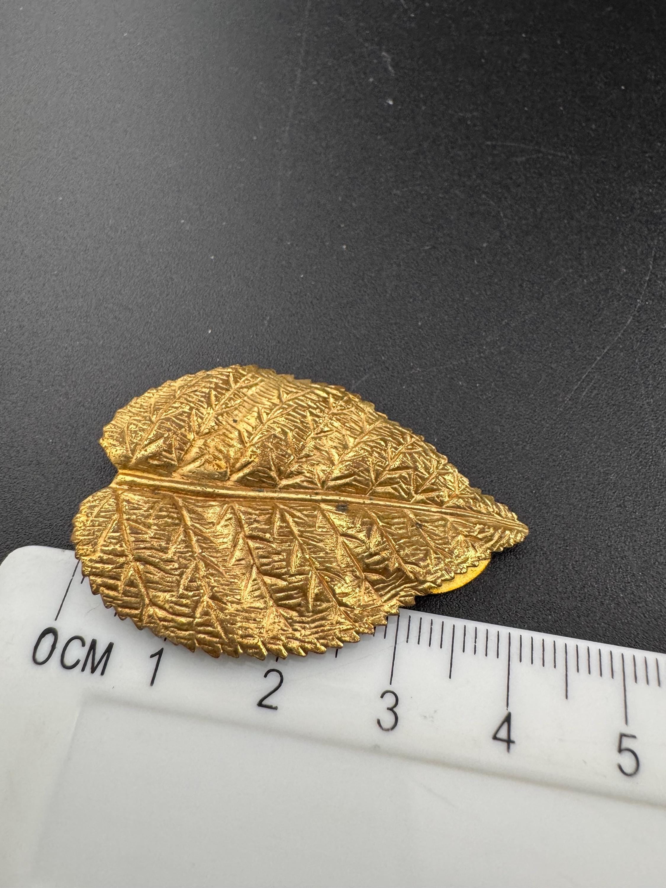 Art Deco Gold Tone Leaf Dress Clips: Czech Stamped Brass (4cm)