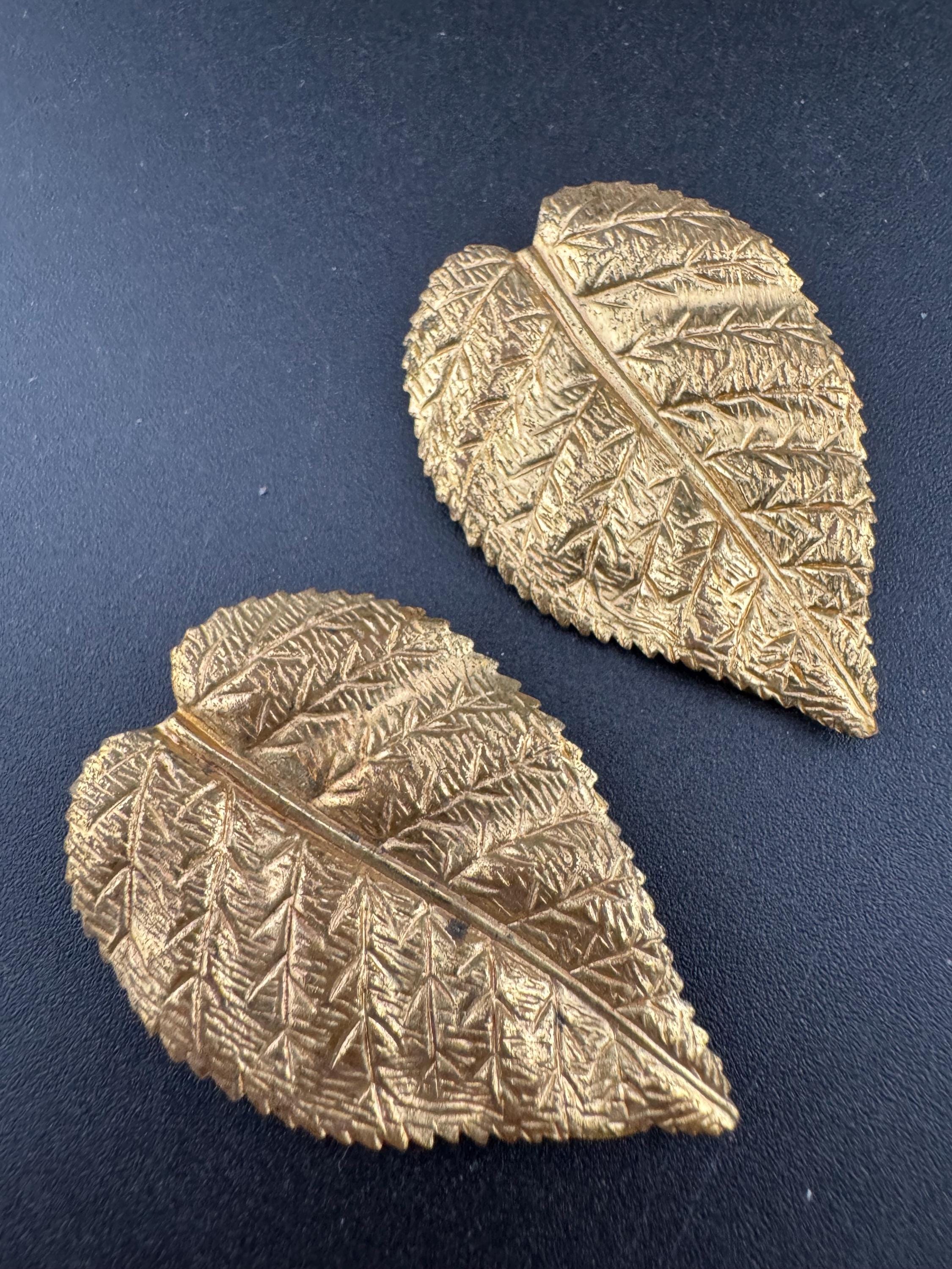Art Deco Gold Tone Leaf Dress Clips: Czech Stamped Brass (4cm)