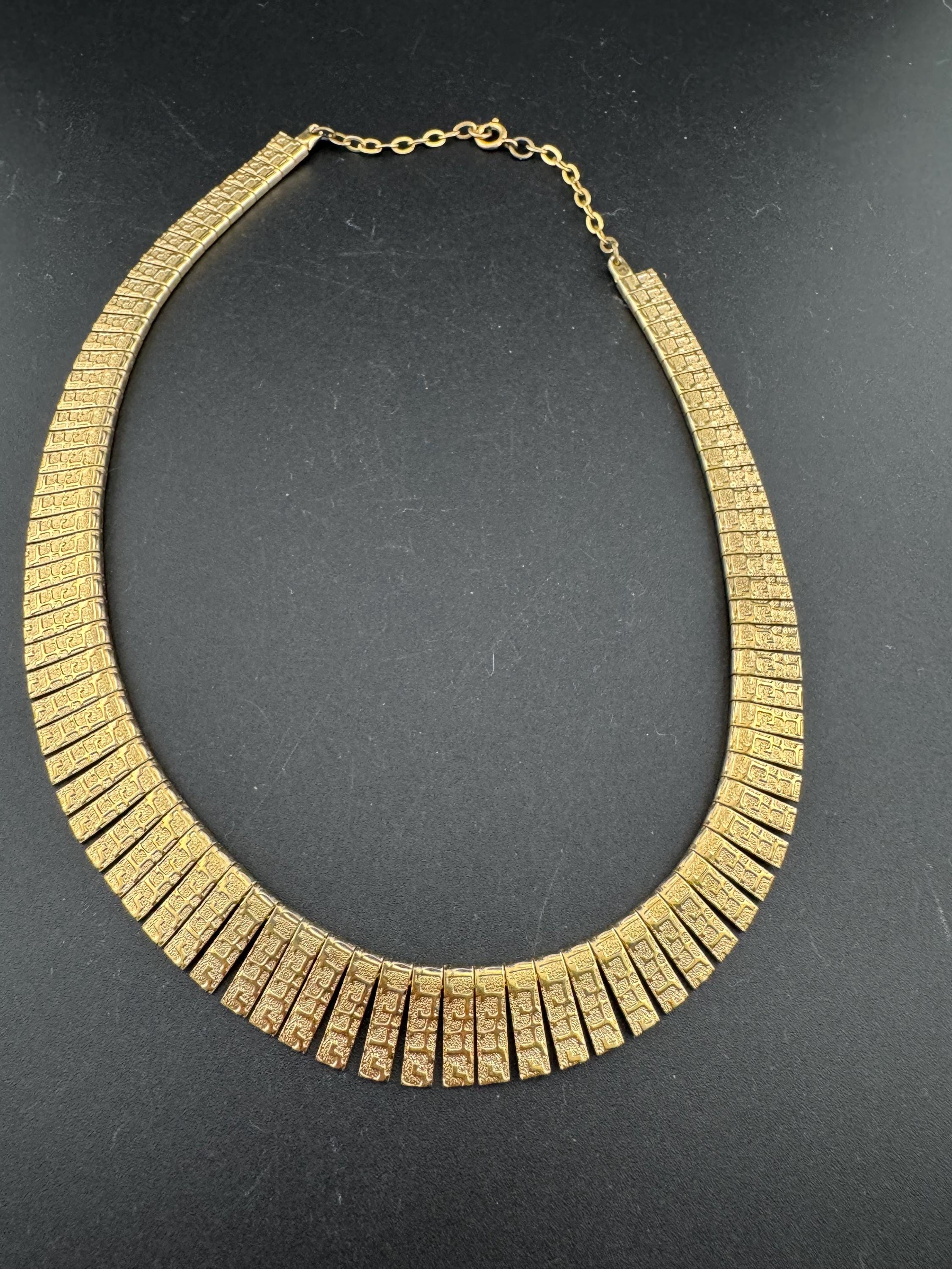 Vintage cleopatra Egyptian gold tone wide choker necklace