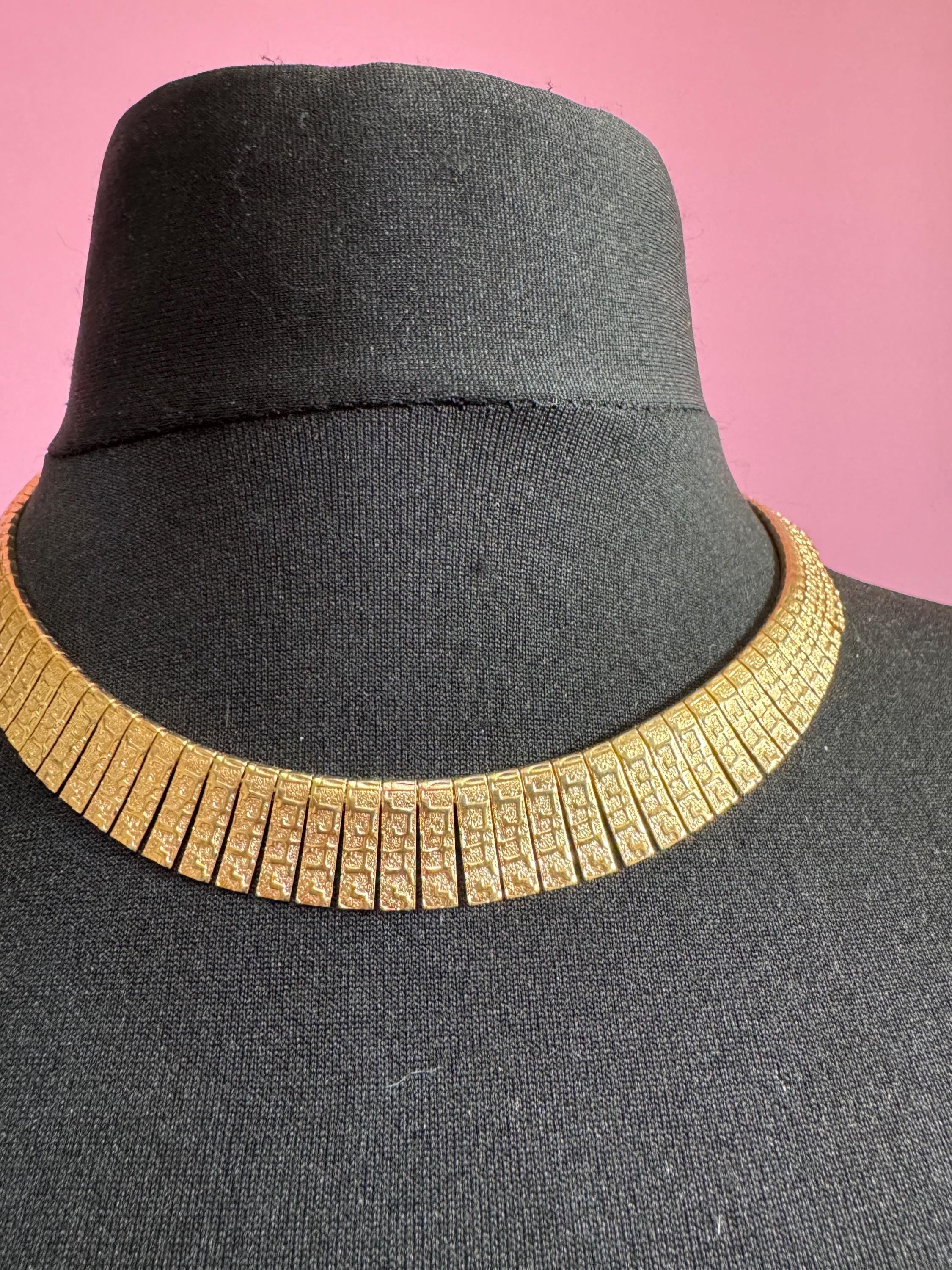 Vintage cleopatra Egyptian gold tone wide choker necklace