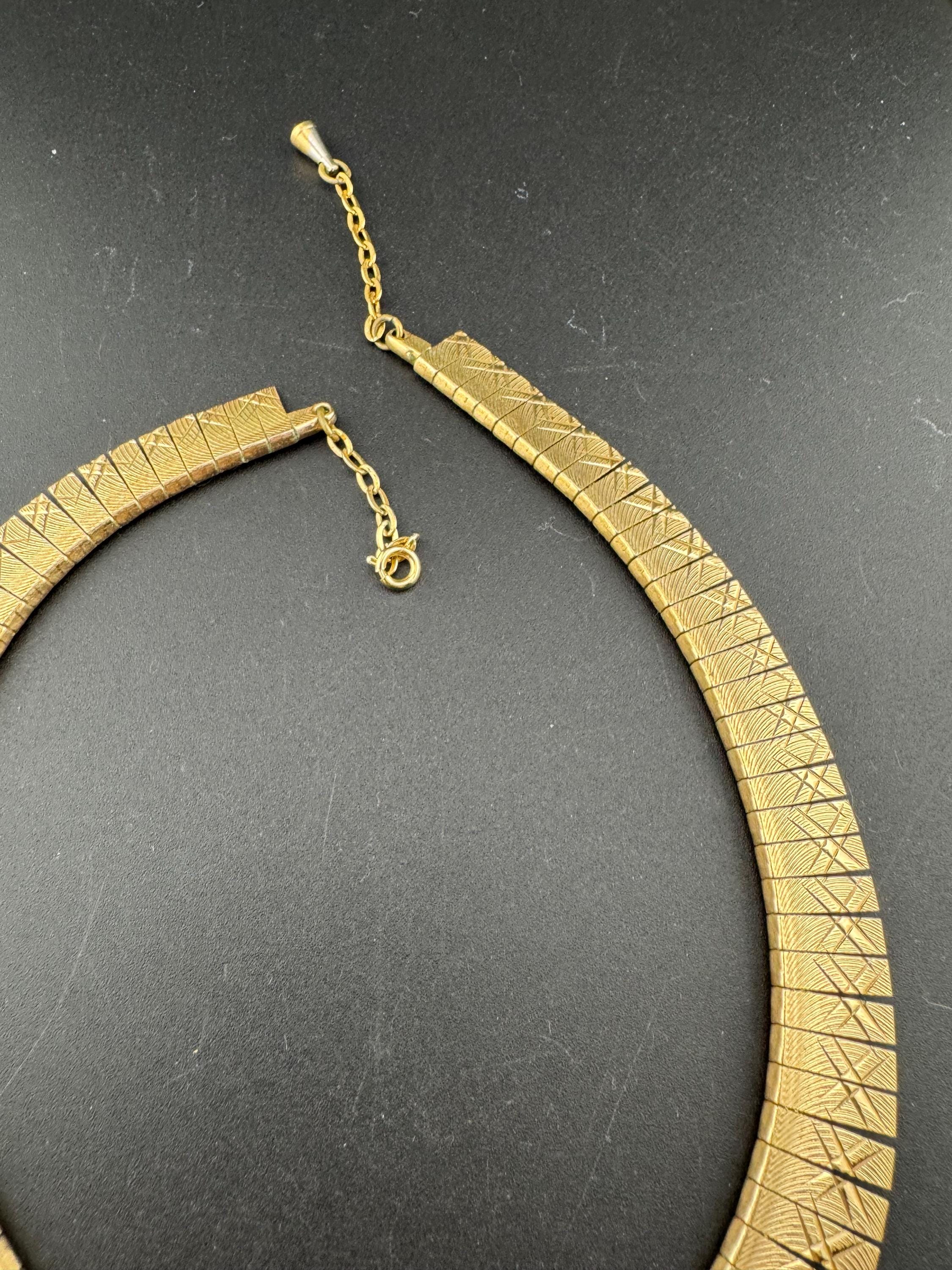 Vintage cleopatra Egyptian gold tone wide choker necklace
