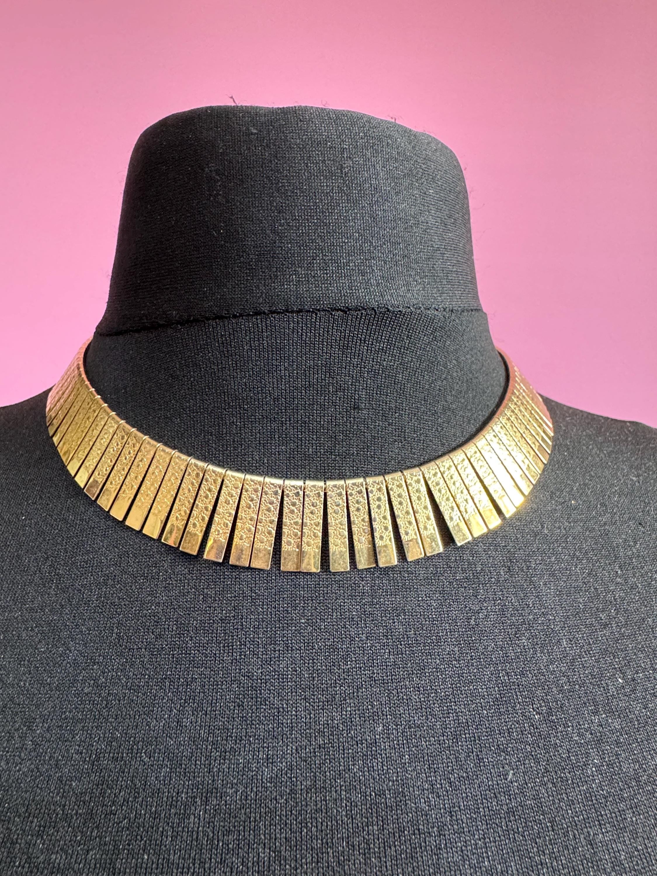Vintage cleopatra Egyptian gold tone wide choker necklace