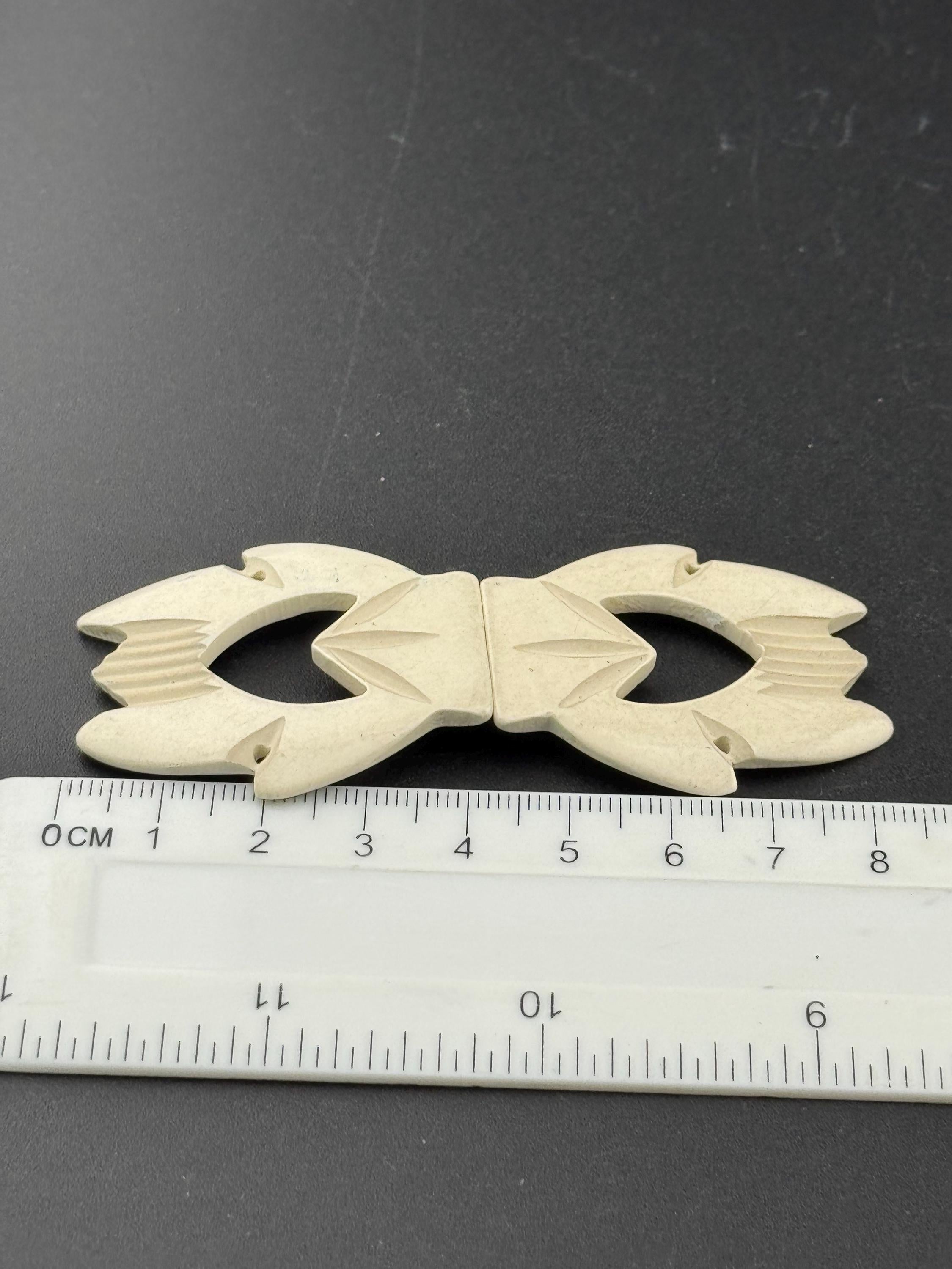 Vintage Art Deco Cream Plastic Belt Buckle: 1920s Sewing Accessory