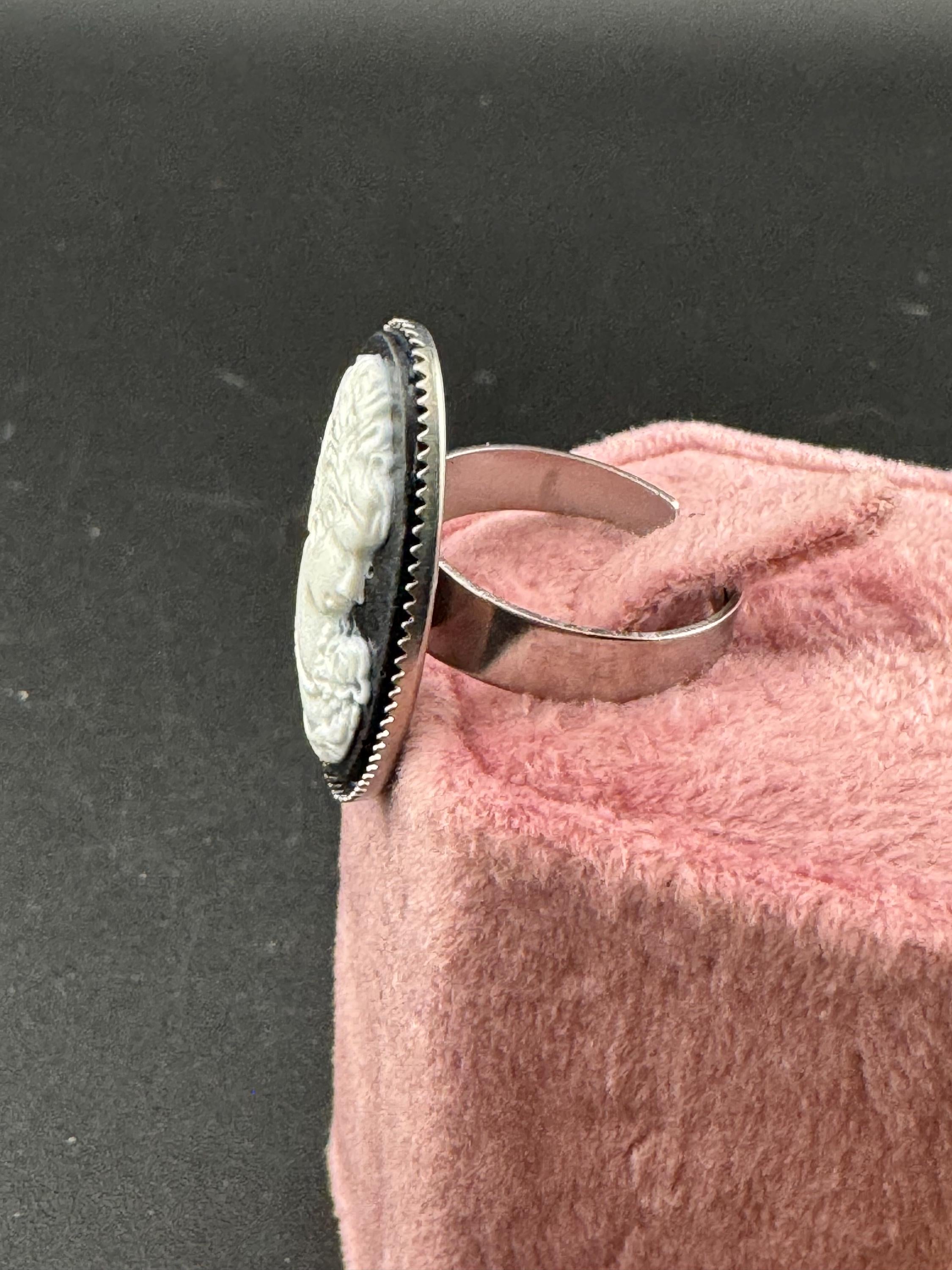 Antique style Black resin cameo lady ring adjustable non tarnish stainless steel