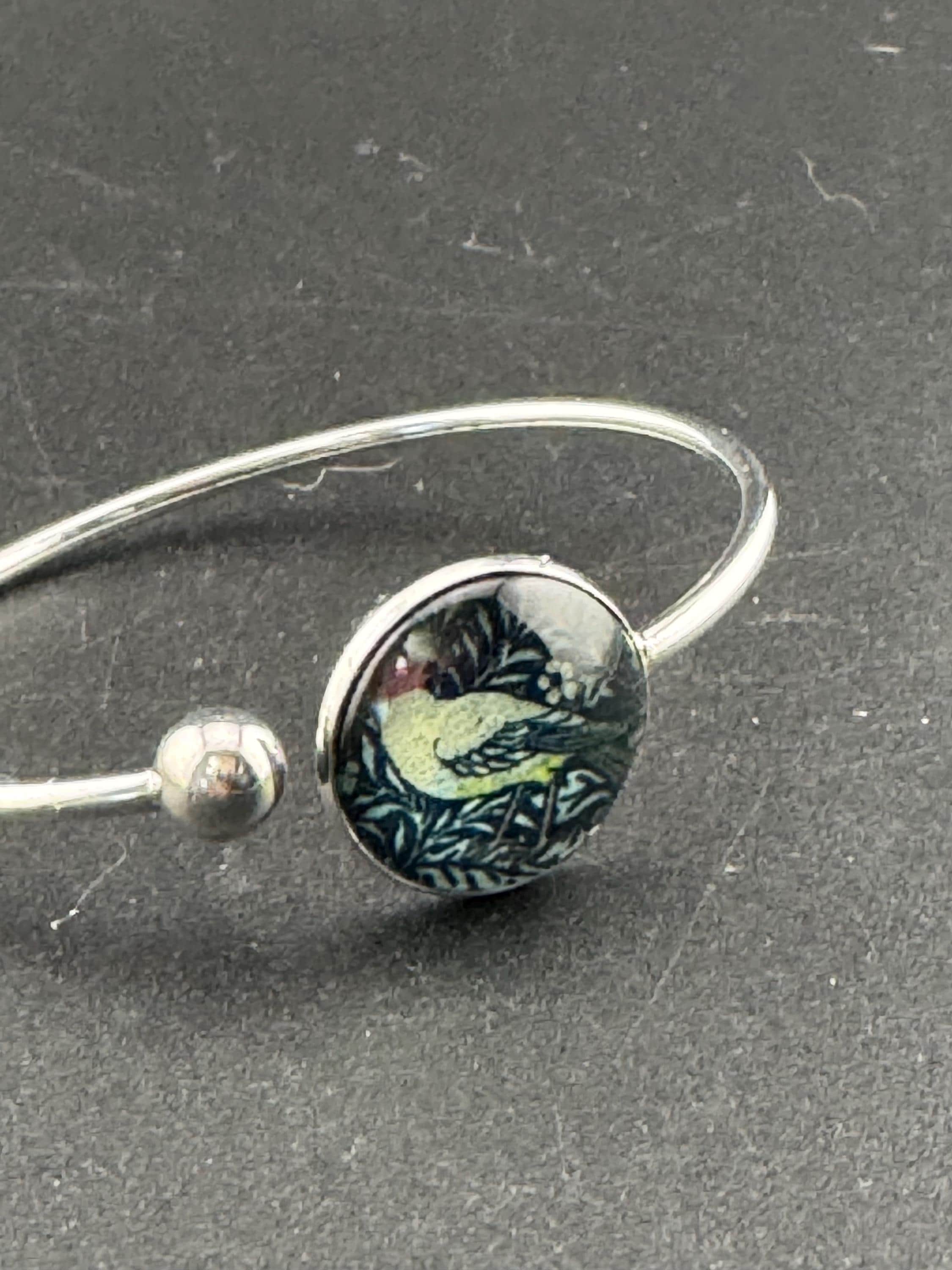 William morris print stainless steel glass cabochon bangle bracelet