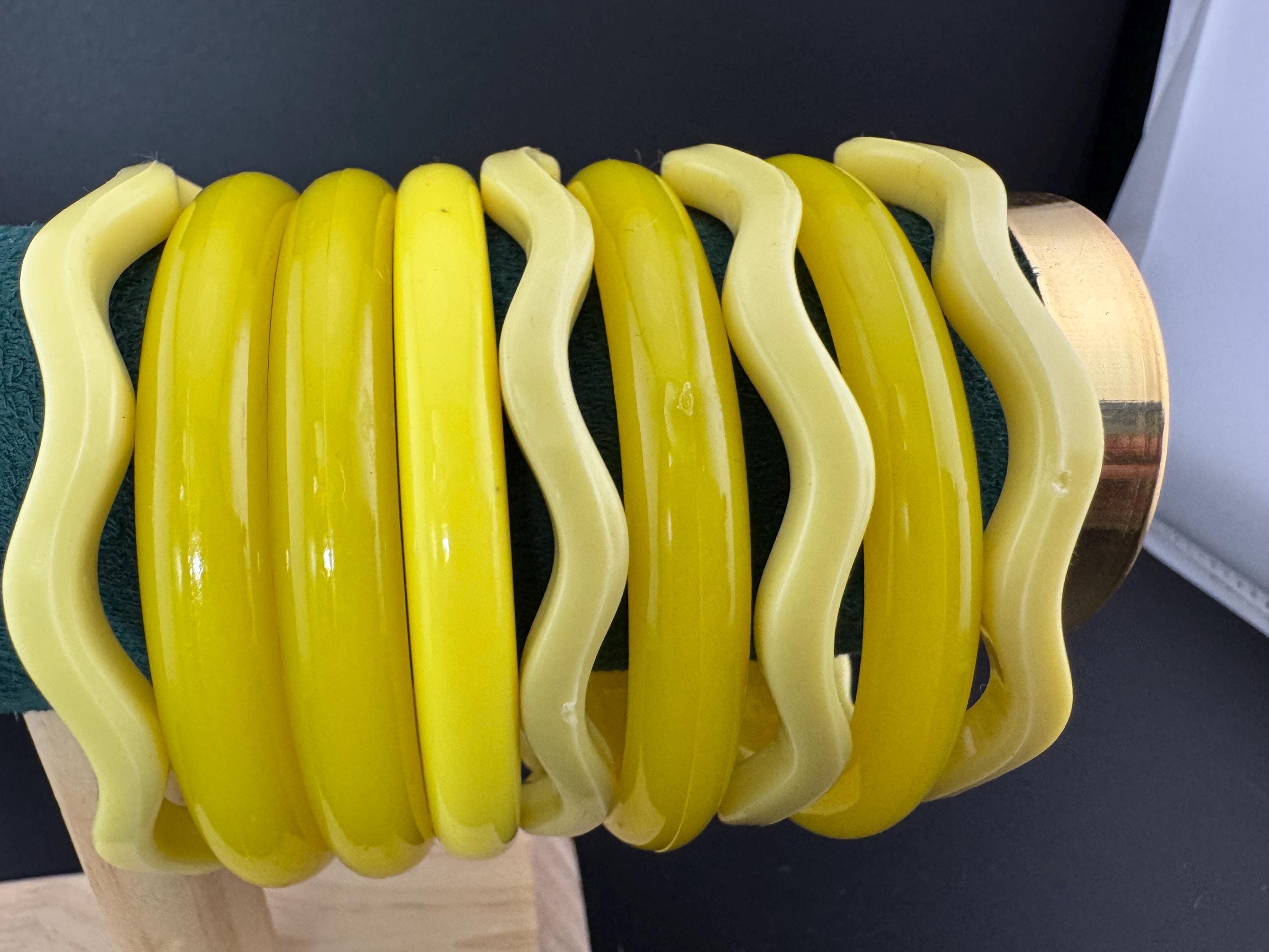 Vintage curated stack of YELLOW plastic bangles retro acrylic bracelets