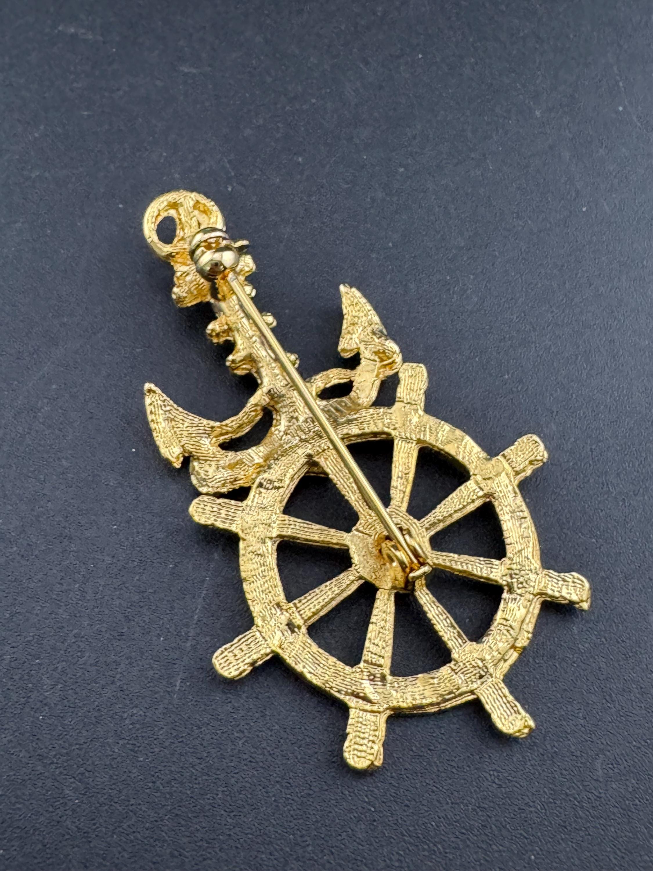 Vintage nautical gold tone clear diamanté crystal ships wheel and anchor Brooch 1980s 1990s seaside seafaring captain ship boat