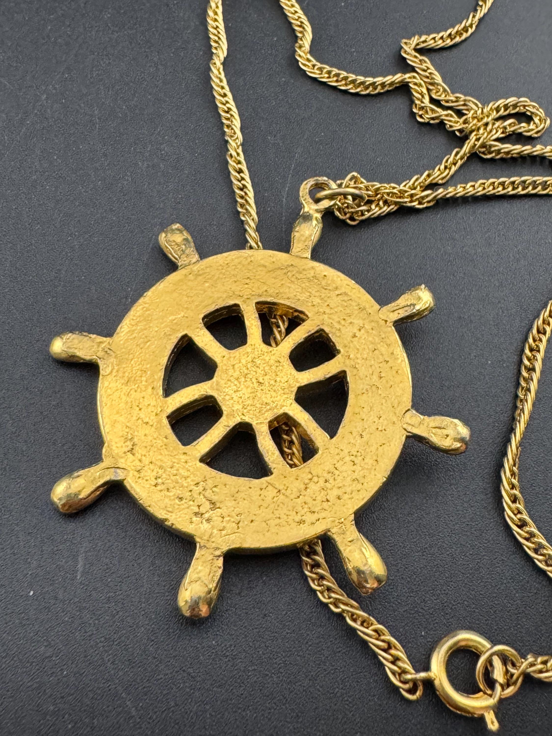 True Vintage navy blue and beige ships wheel nautical pendant necklace on 62cm gold tone chain ideal layering necklace