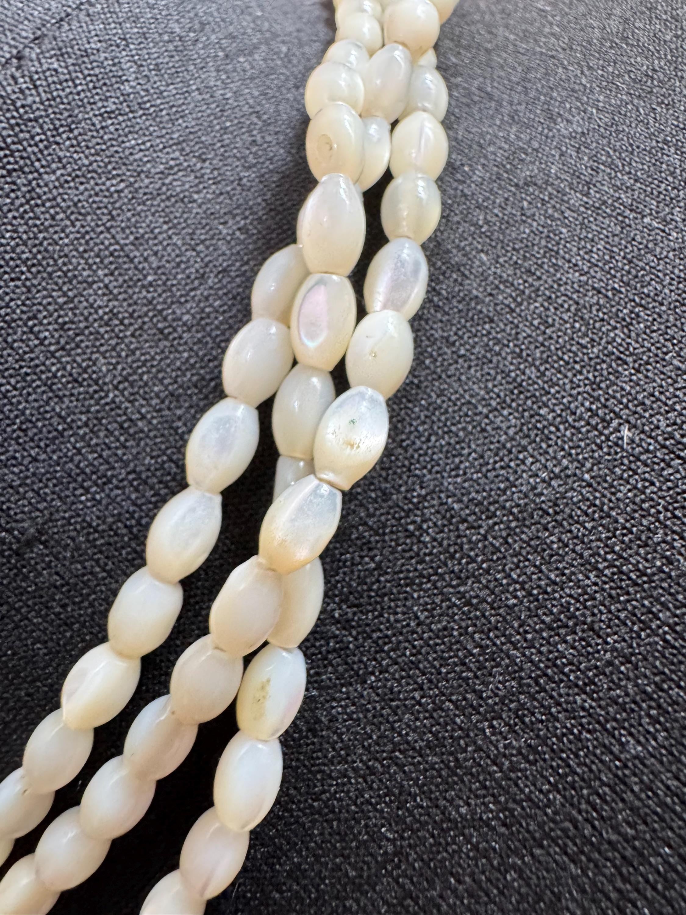 Vintage retro mother of pearl MOP Natural shell beaded necklace choker 44cm summer nautical boho festival style